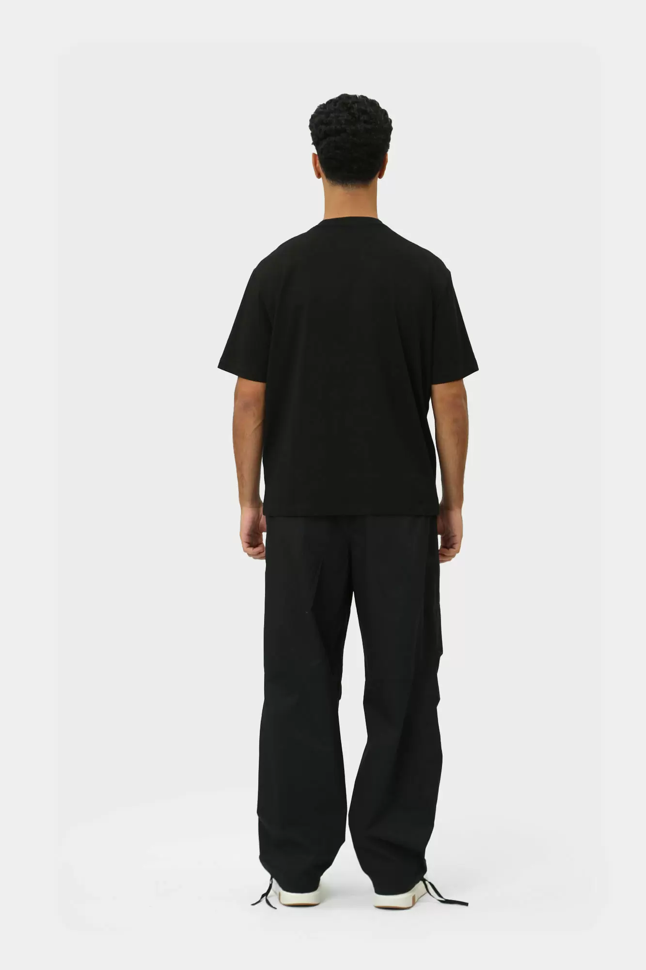 6DZTLC_ZJ9JZ Футболка Armani Exchange Черный