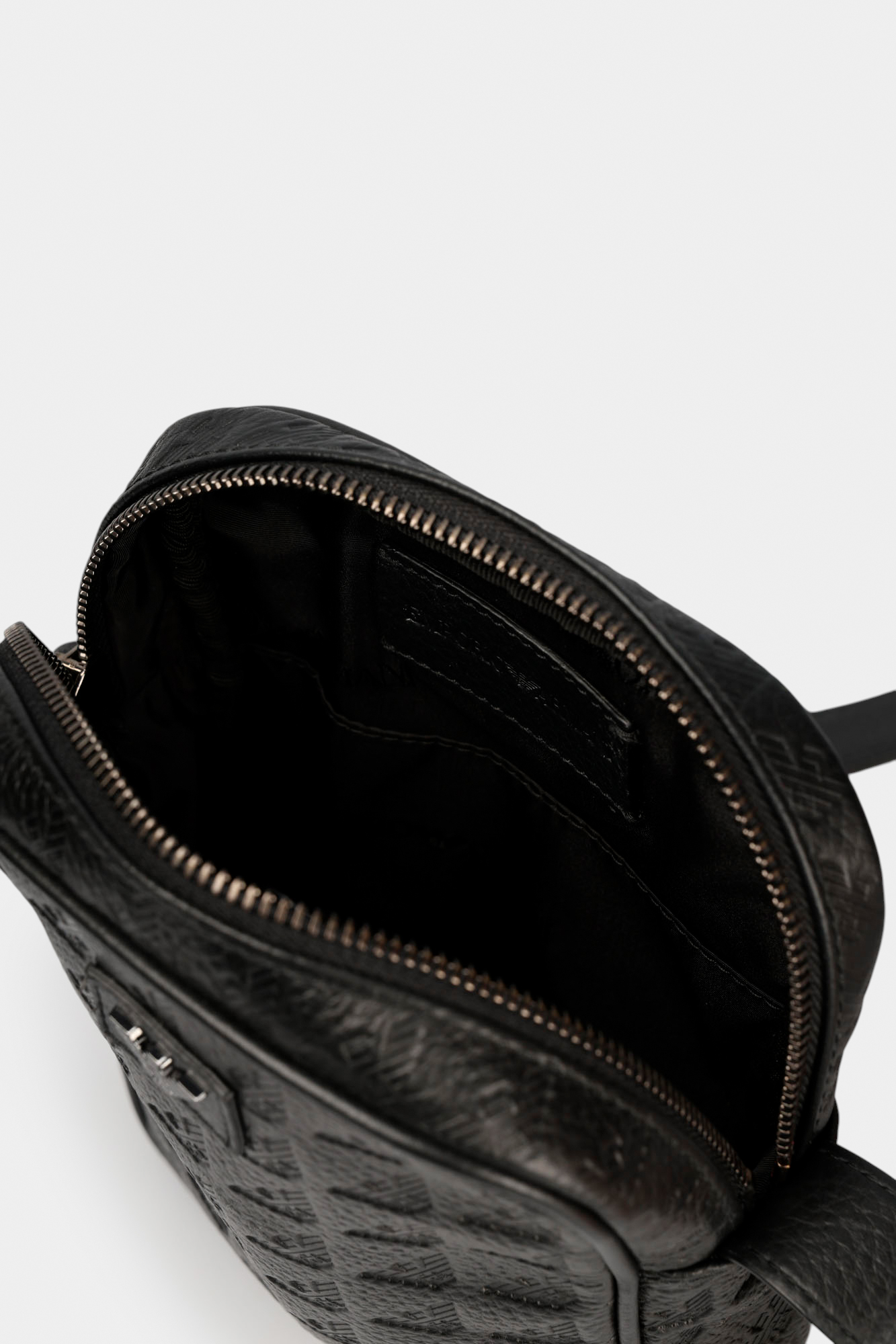 EM001737_AF14774 Сумка Emporio Armani Черный