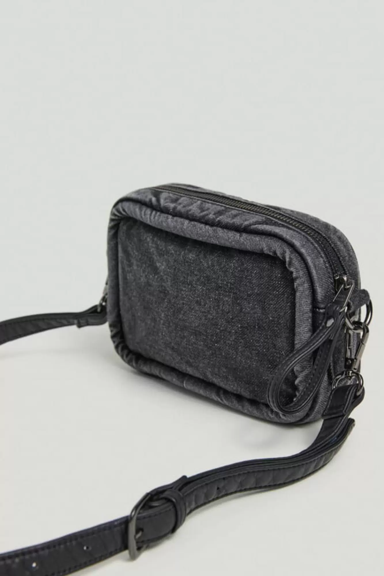 PL031570 Сумка Pepe Jeans Черный