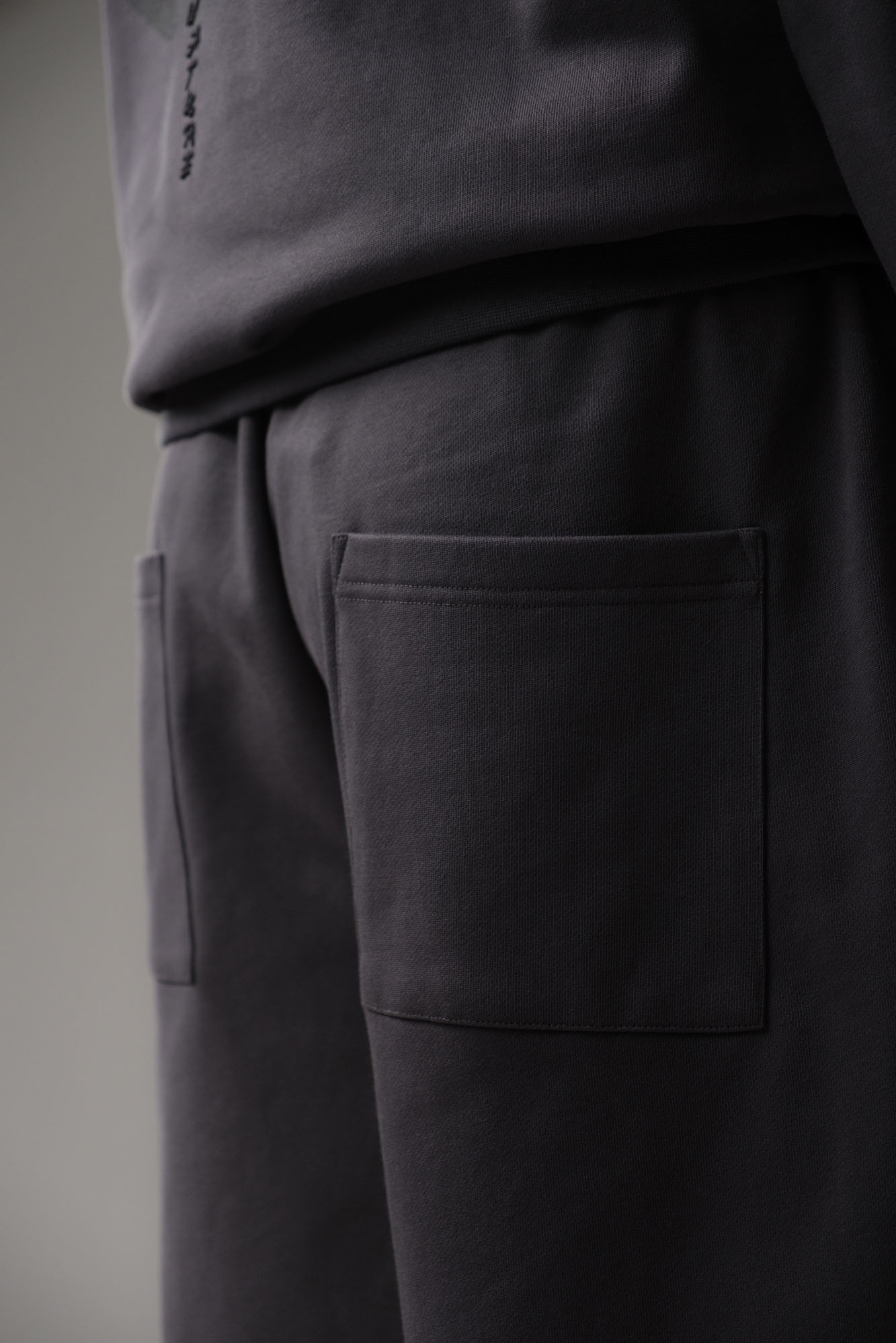 M-251-MA-20-8006 Шорты спортивные The Hills Серый