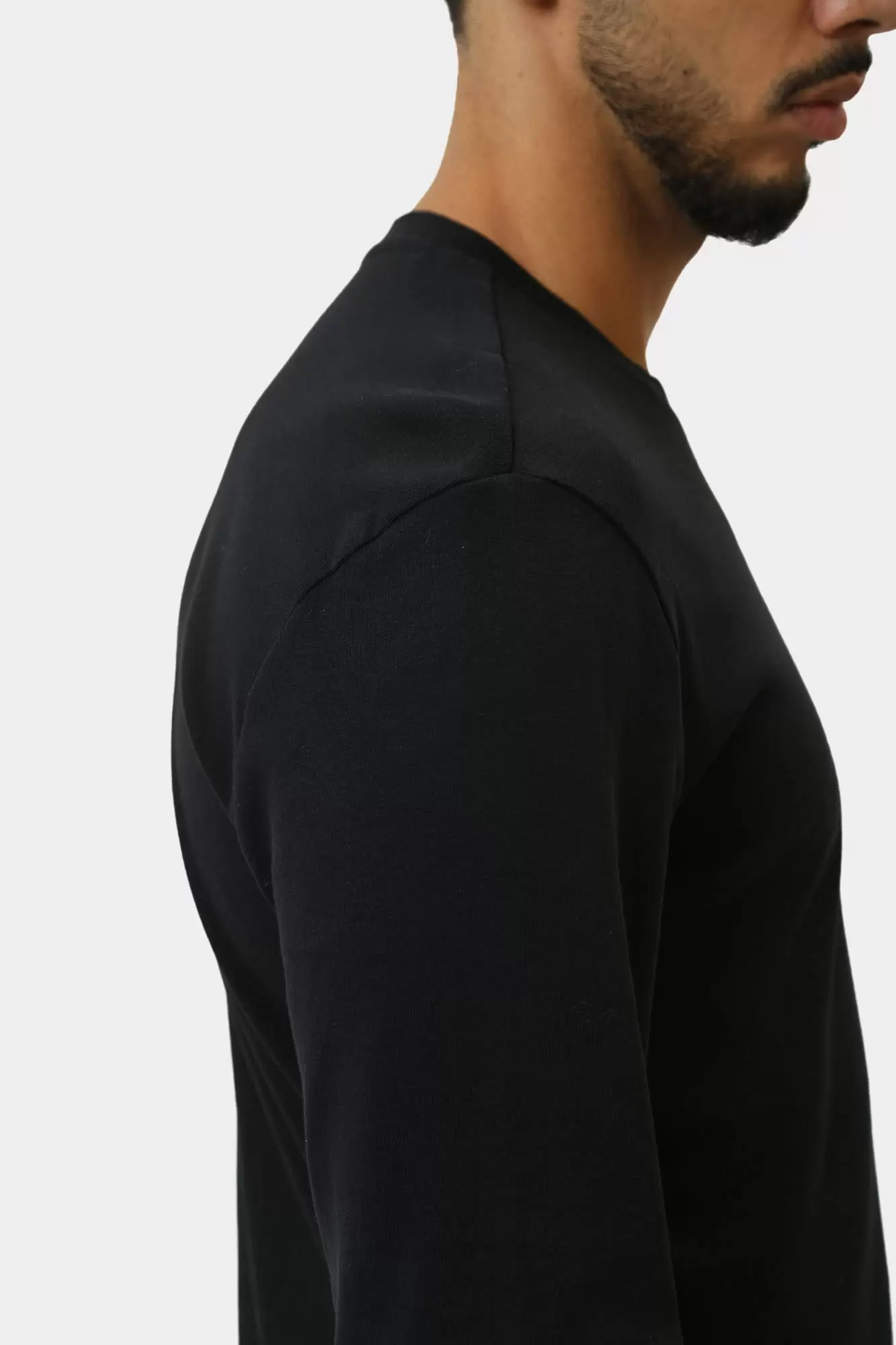 1015674 Лонгслив Mustang Черный