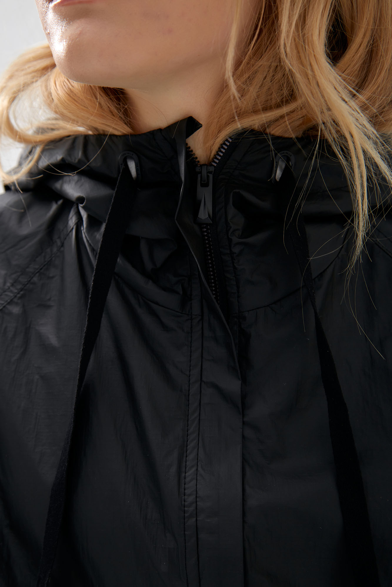 W-232-TH-56-0095 ветровка the hills 