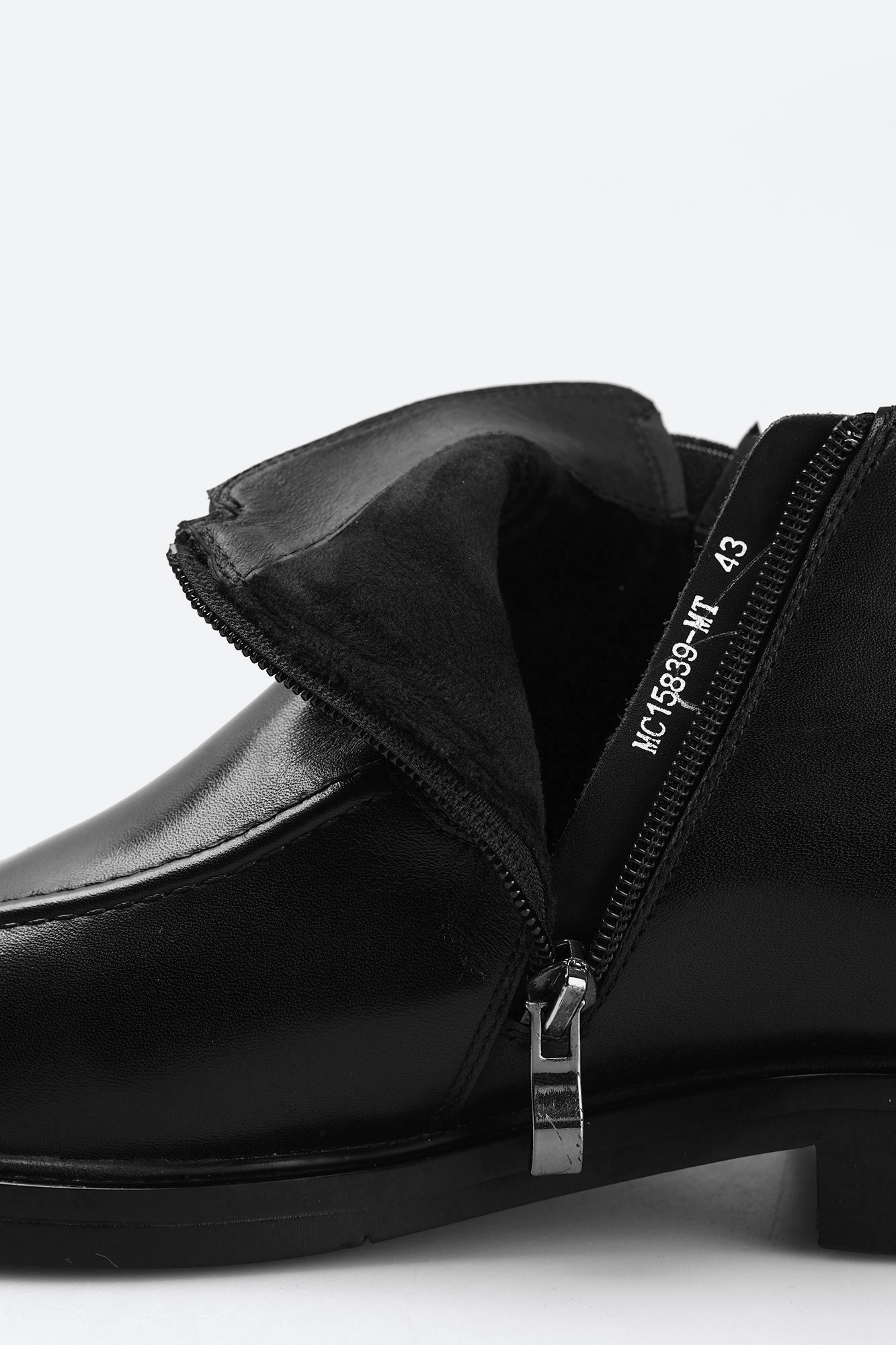 MC15839-MT/10 текстиль Ботинки муж кожа чер. Ботинки Marc Cony Черный