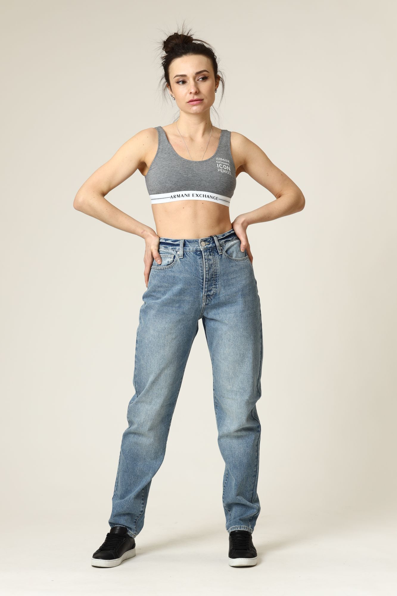 947004_1P601 топ armani exchange 