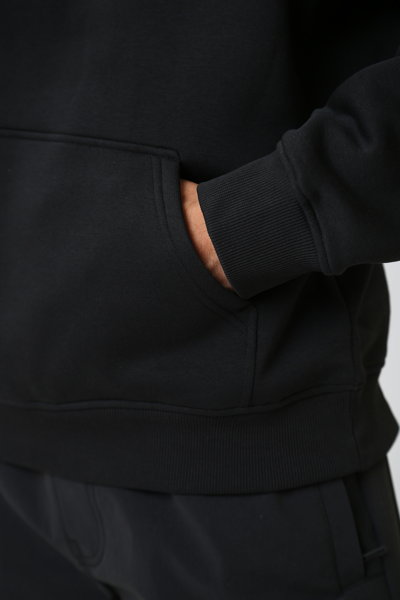 J30J321883 Худи Calvin Klein Jeans Черный