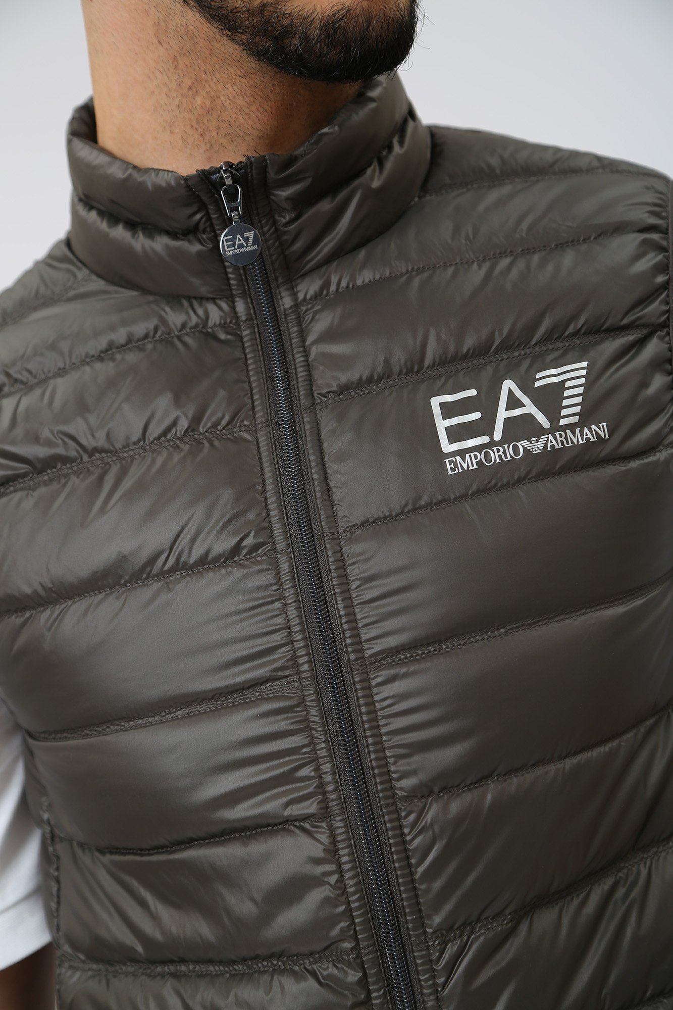 8NPQ01_PN29Z Жилет пуховый EA7 Серый