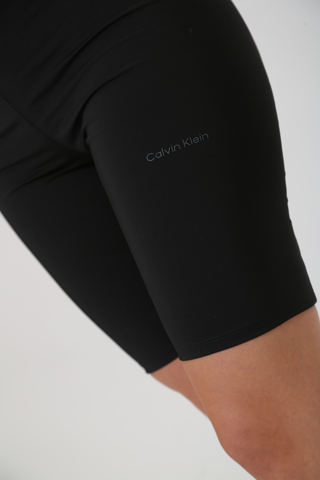 00GWS3L702 шорты calvin klein jeans   calvin klein jeans 