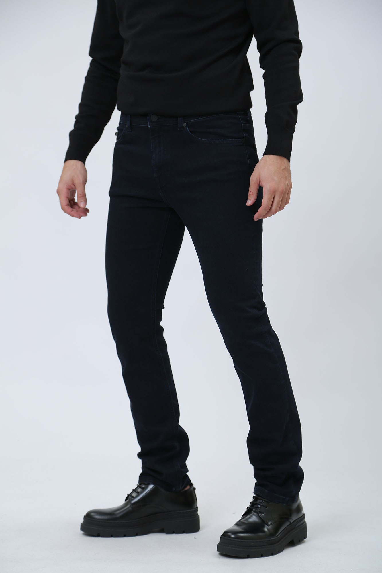 541830_265840 Брюки джинсовые Karl Lagerfeld Синий