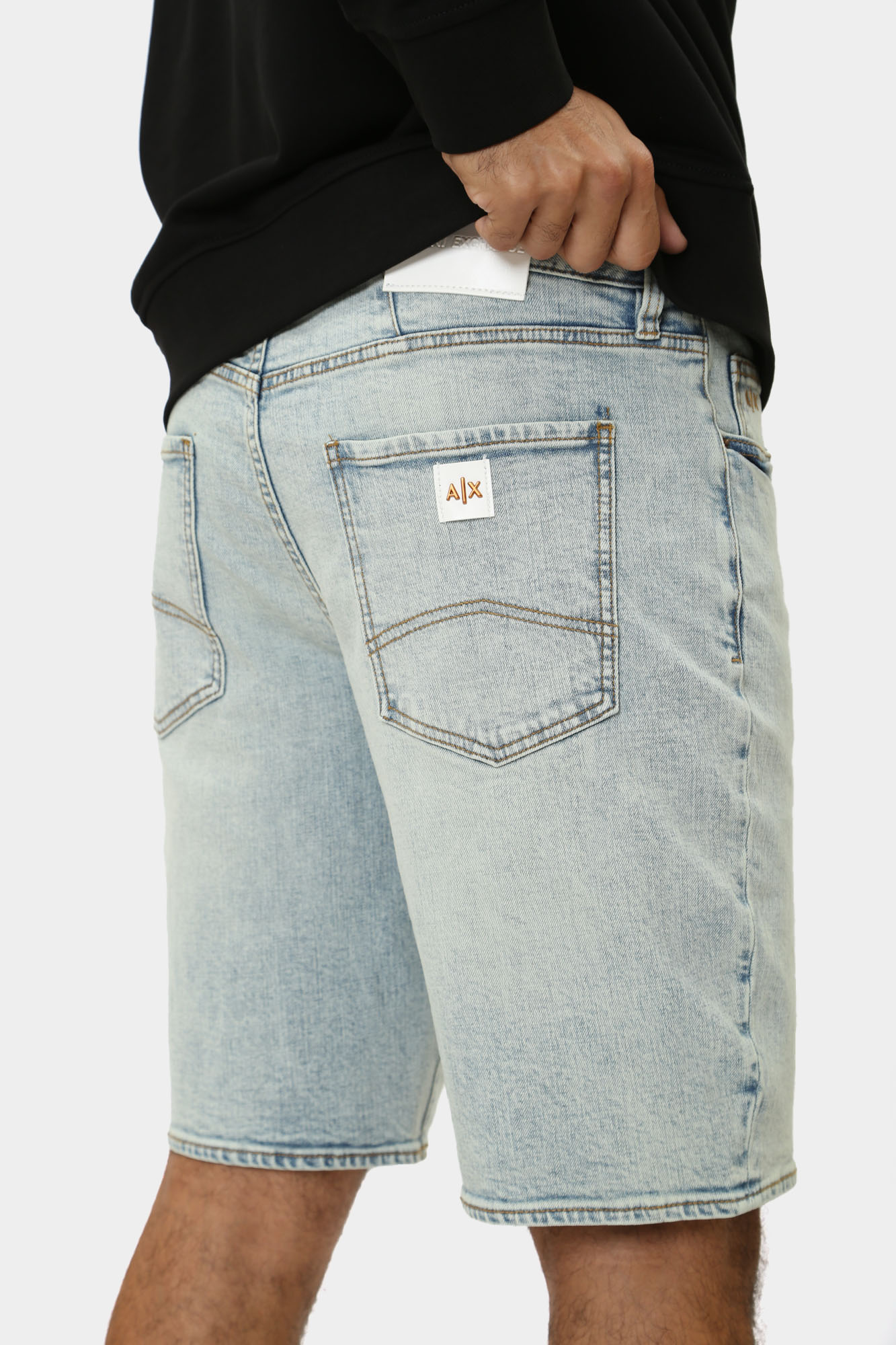 3DZJ65_Z1XLZ_25EU Шорты джинсовые Armani Exchange Синий