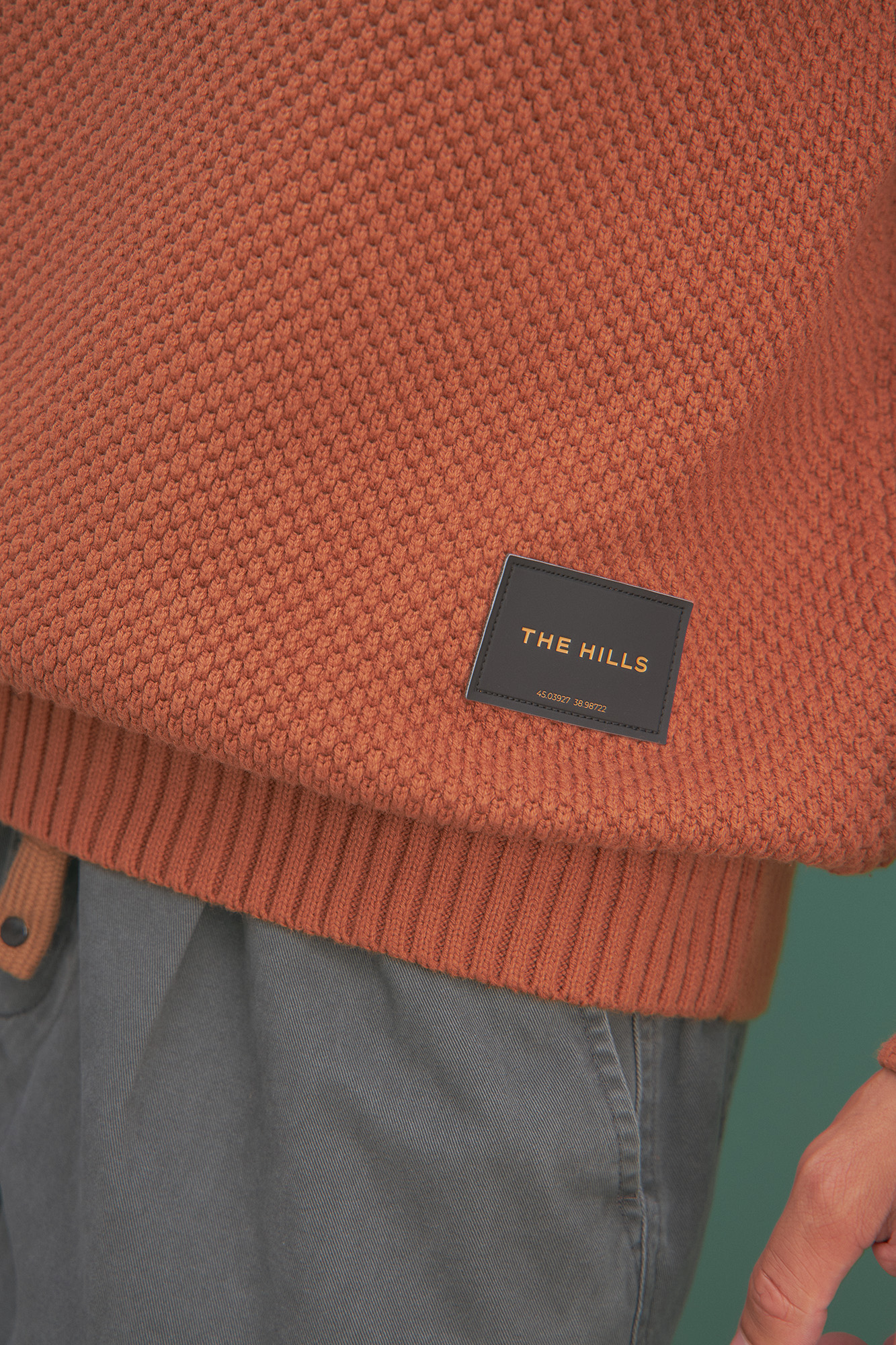 M-232-QW-10009 Свитер The Hills Бежевый