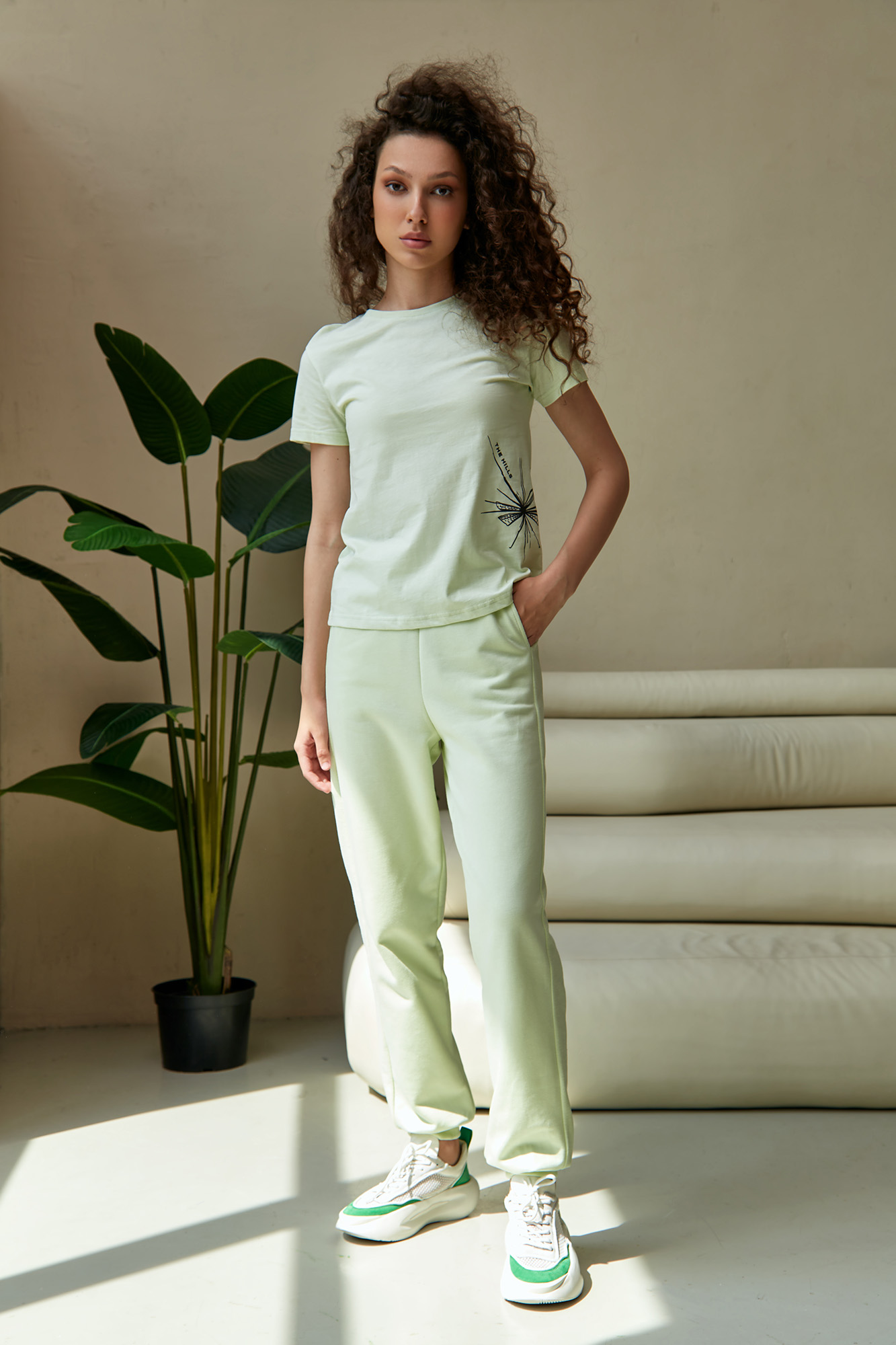 W-232-P-20-0018 футболка the hills 