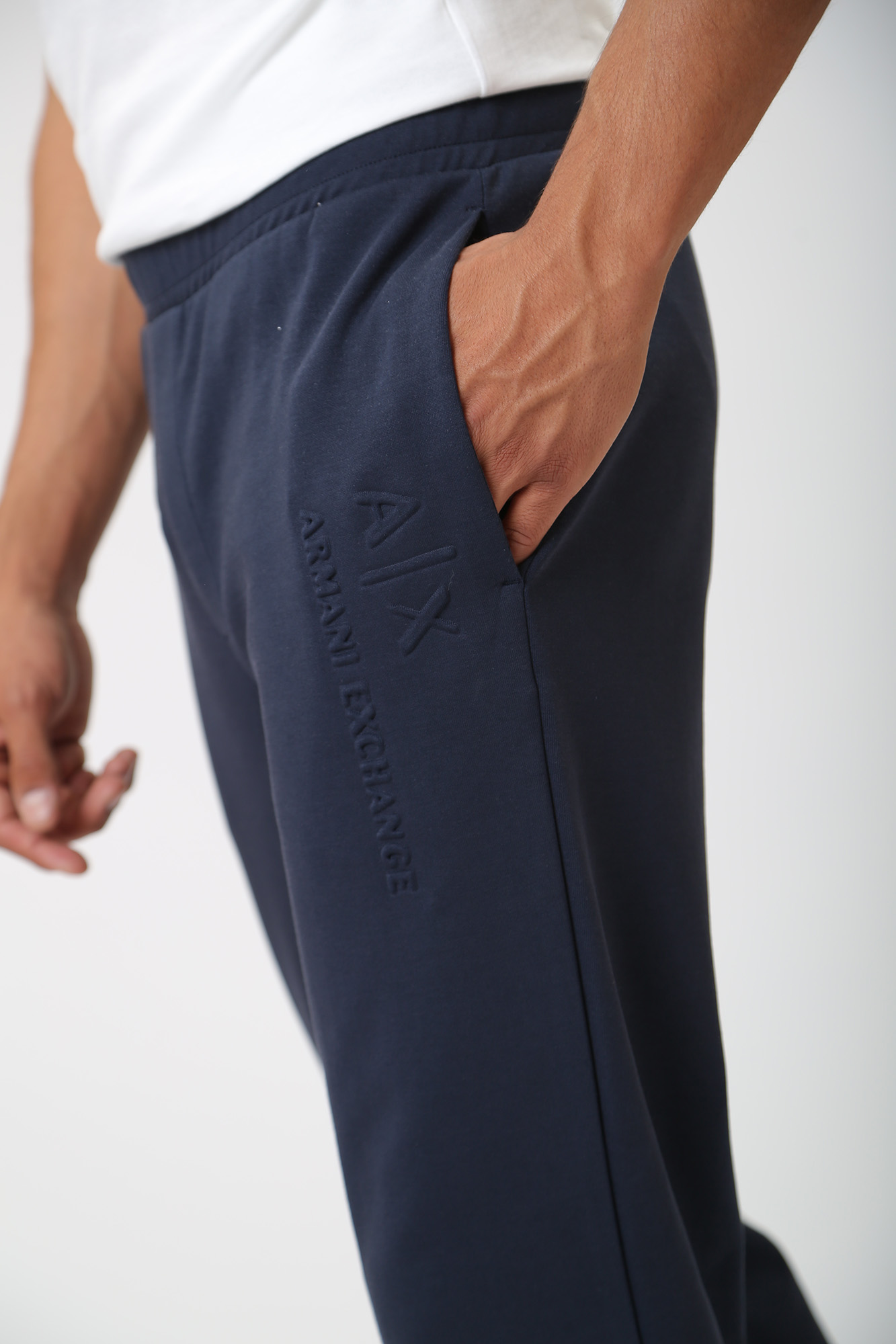 6RZPAA_ZJMAZ Брюки спортивные Armani Exchange Синий