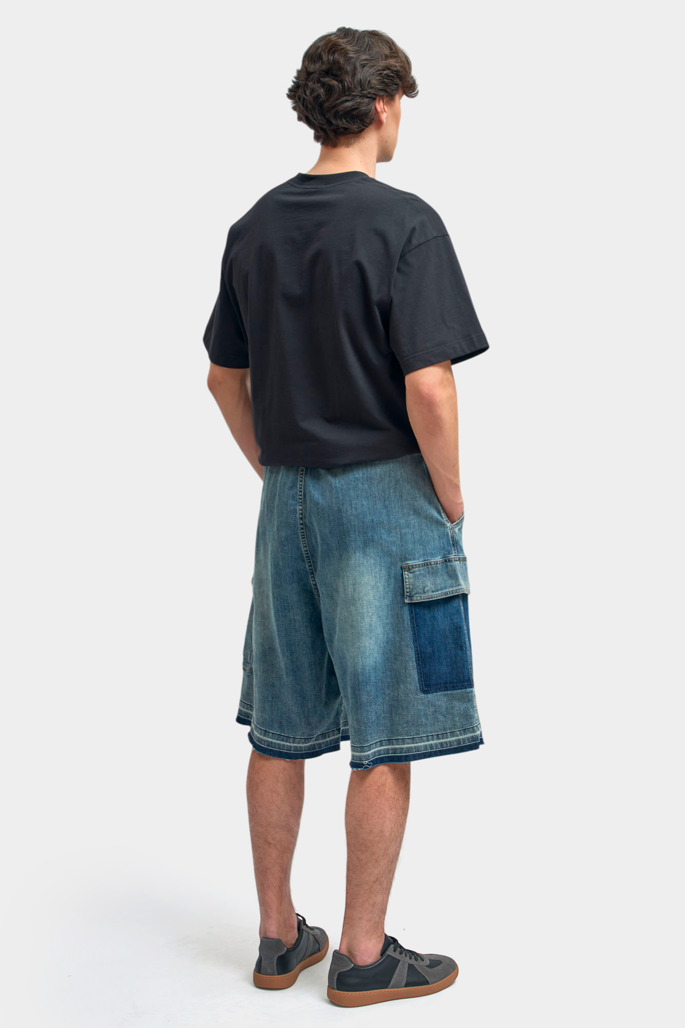 M-262-THT-22-1305 Футболка The Hills Черный