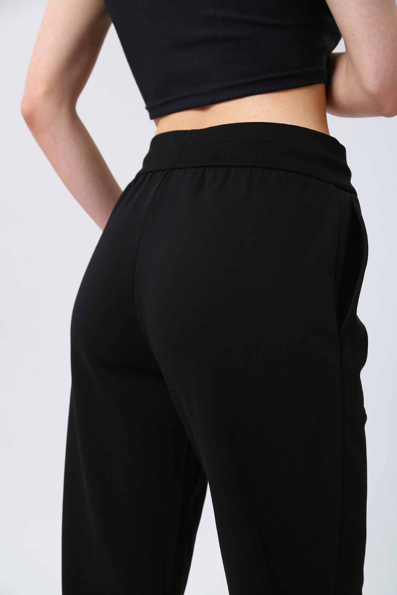 3RYP88_YJDVZ брюки спортивные armani exchange 