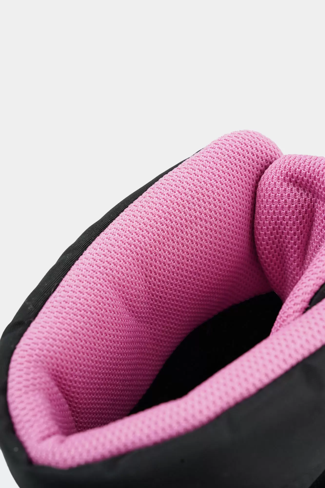 J46HWC0FU54C Ботинки Geox Черный