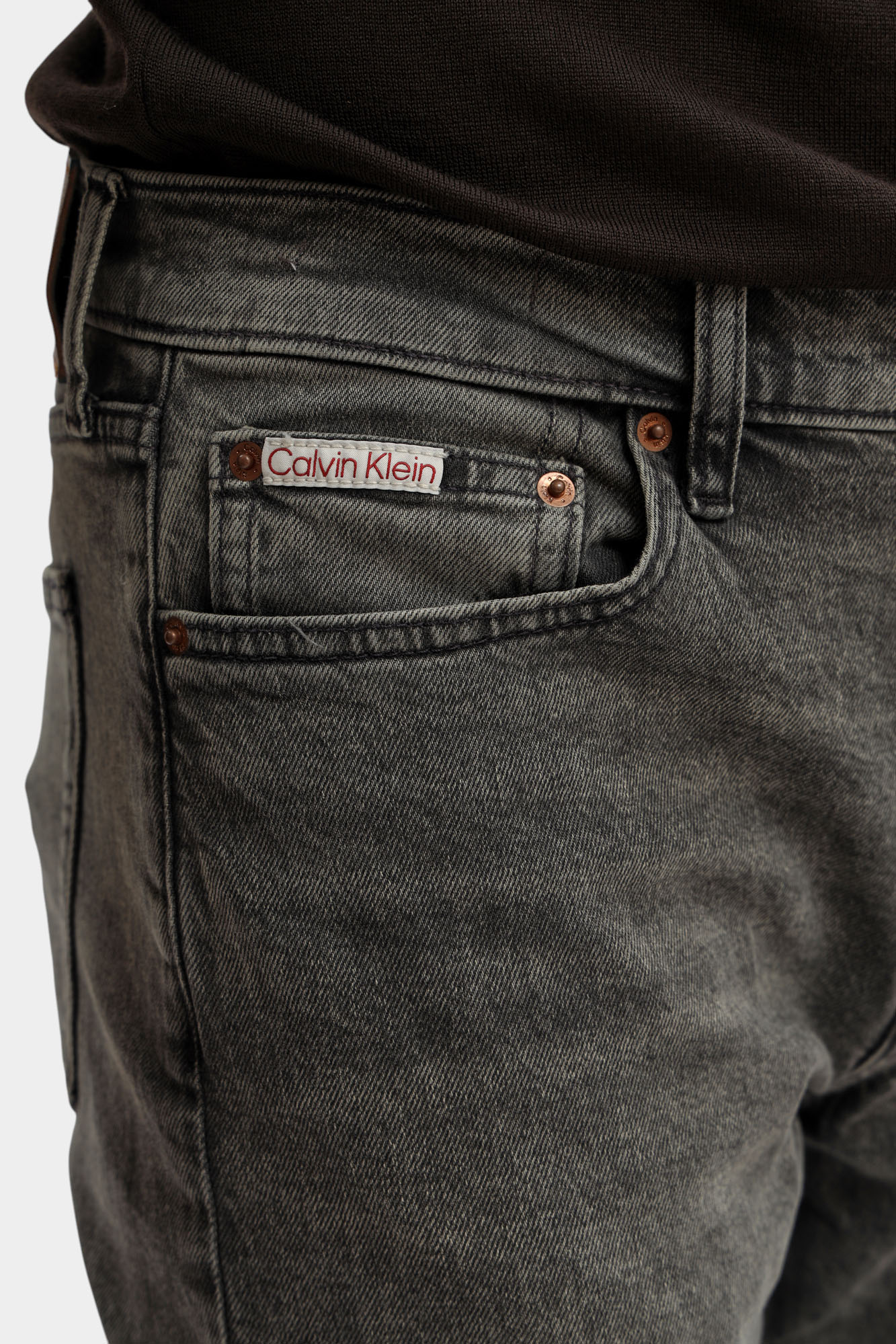 LV04RD702G Джинсы Calvin Klein Jeans Серый