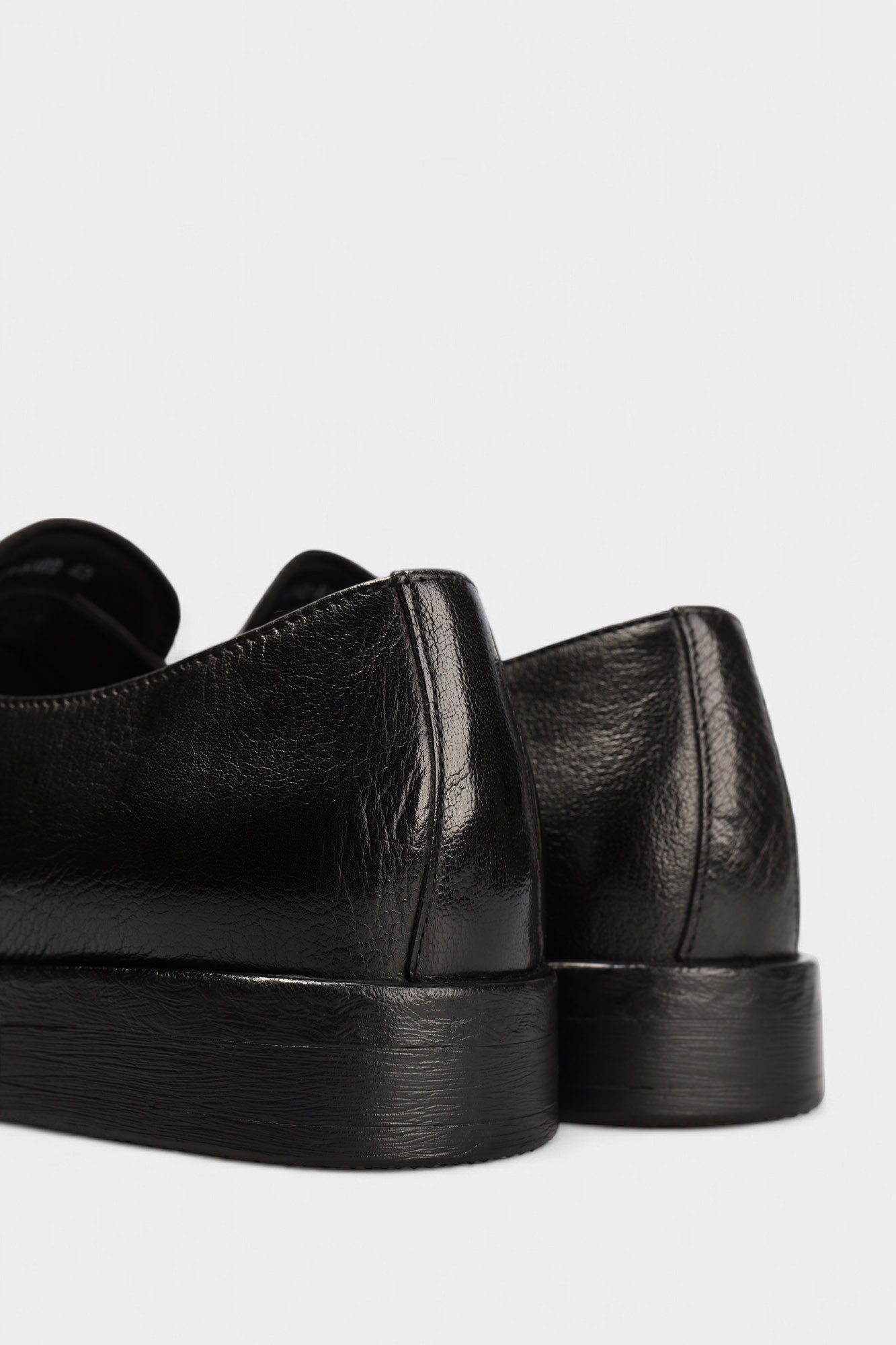 A282-F1_120825 Лоферы Marc Cony Черный