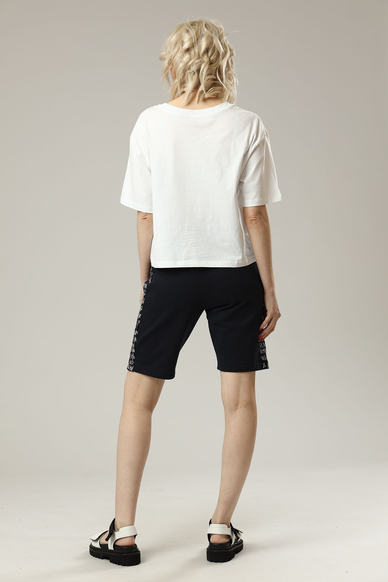 3LYS88_YJ5XZ шорты трикотажные armani exchange 