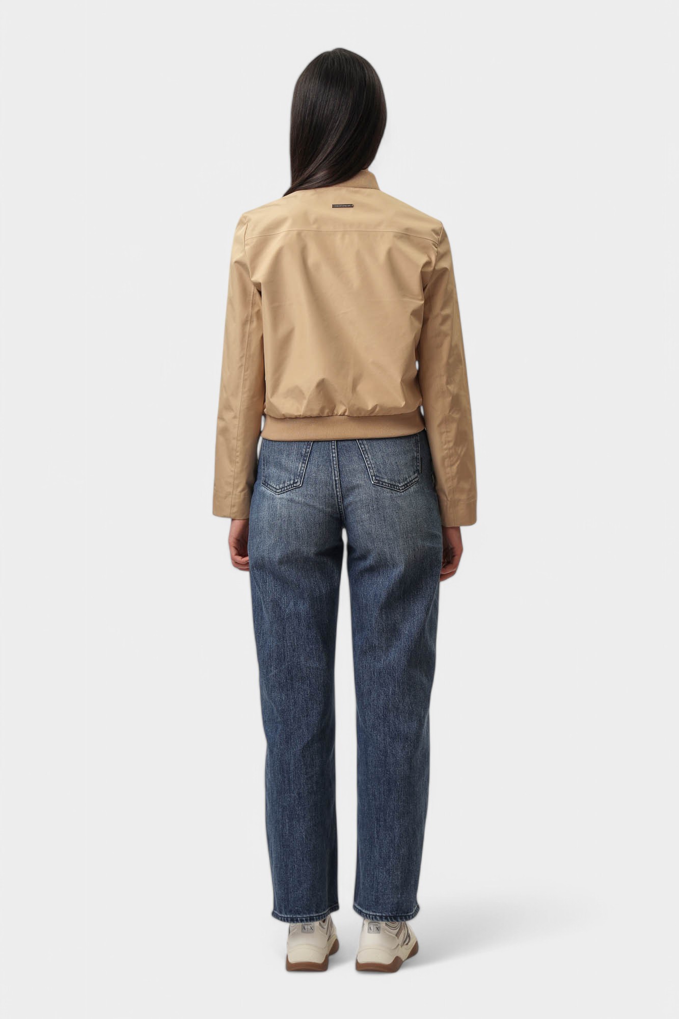 XW000418_AF12806 бомбер armani exchange 