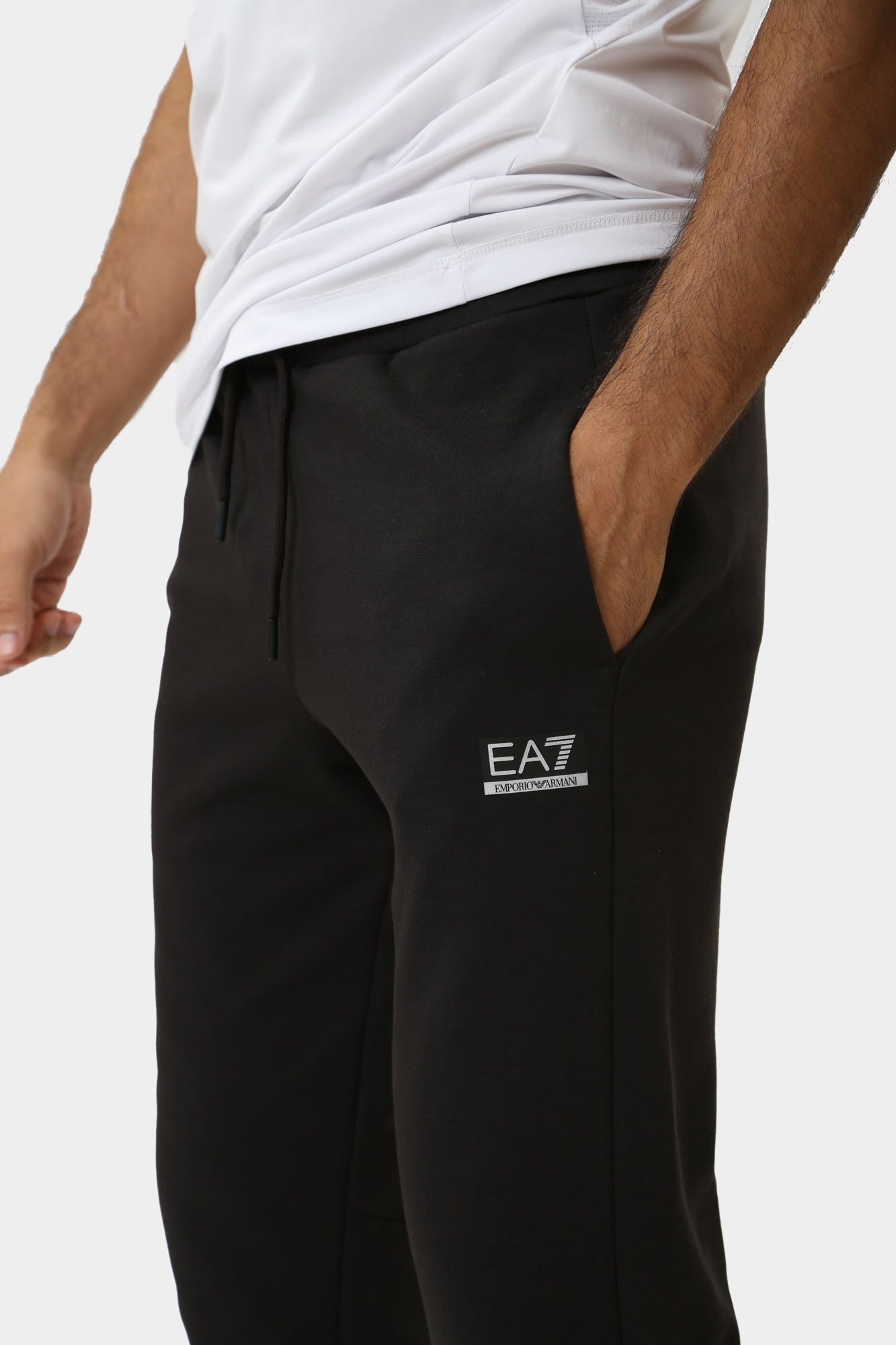 6DPV51_PJUWZ_1771 Комплект спортивный EA7 Черный