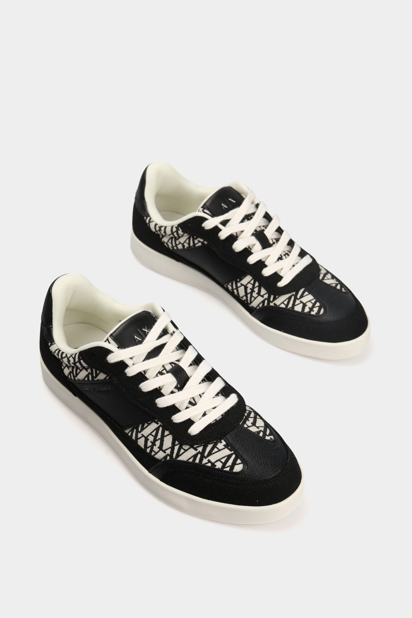 XDX183_XV933 Кеды Armani Exchange Черный
