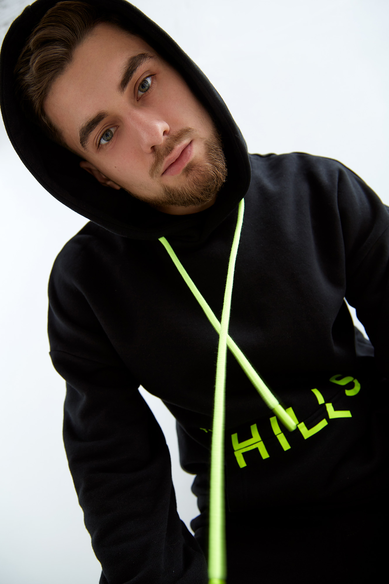 M-231-P-20-0001 Худи The Hills Черный