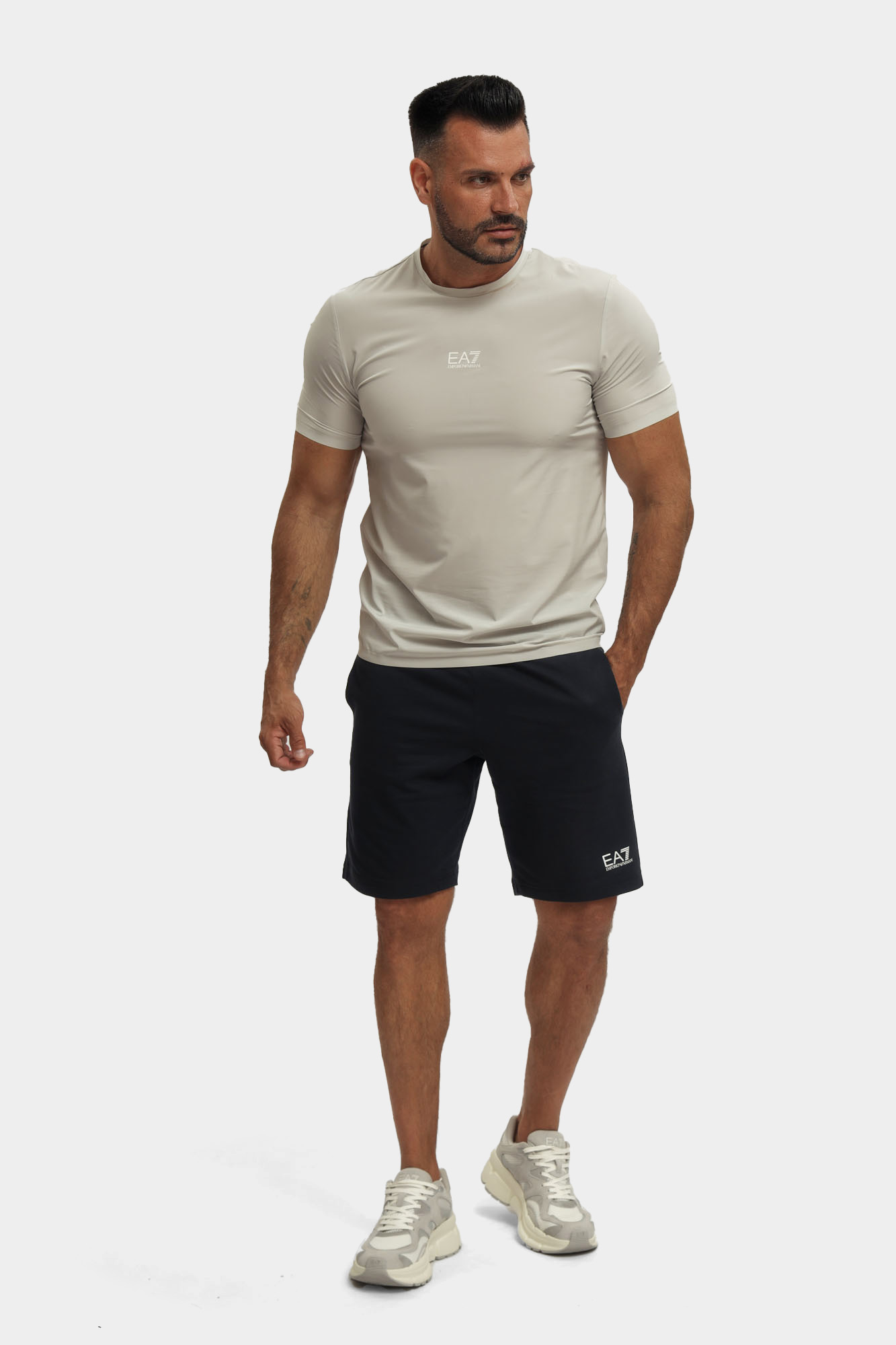 8NPS65_PJVRZ_1562 Шорты трикотажные EA7 Синий