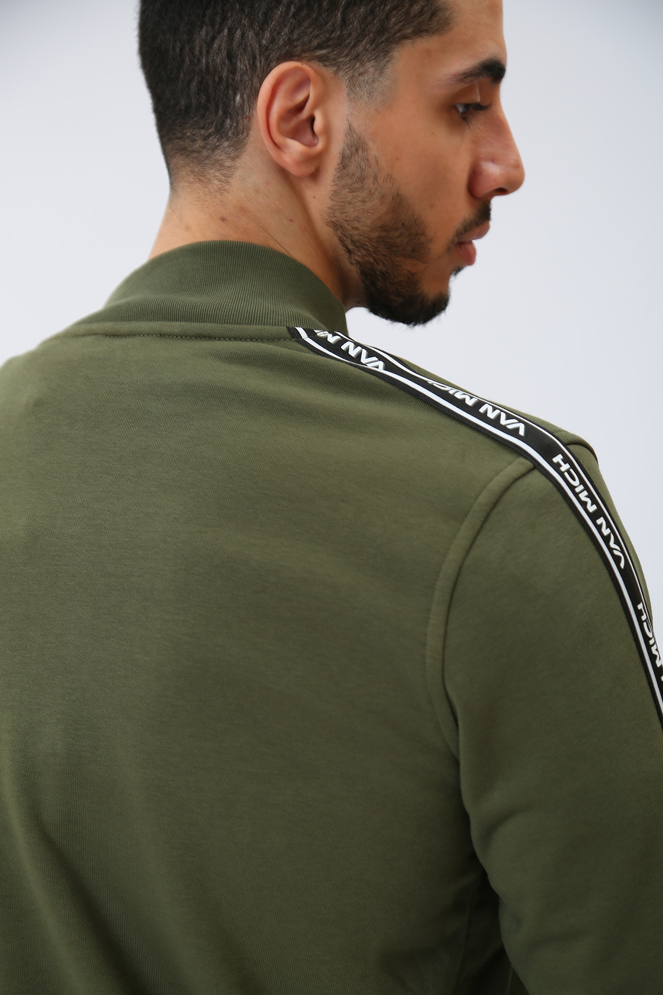 VM-231-20-018 Толстовка на молнии Van Mich Хаки