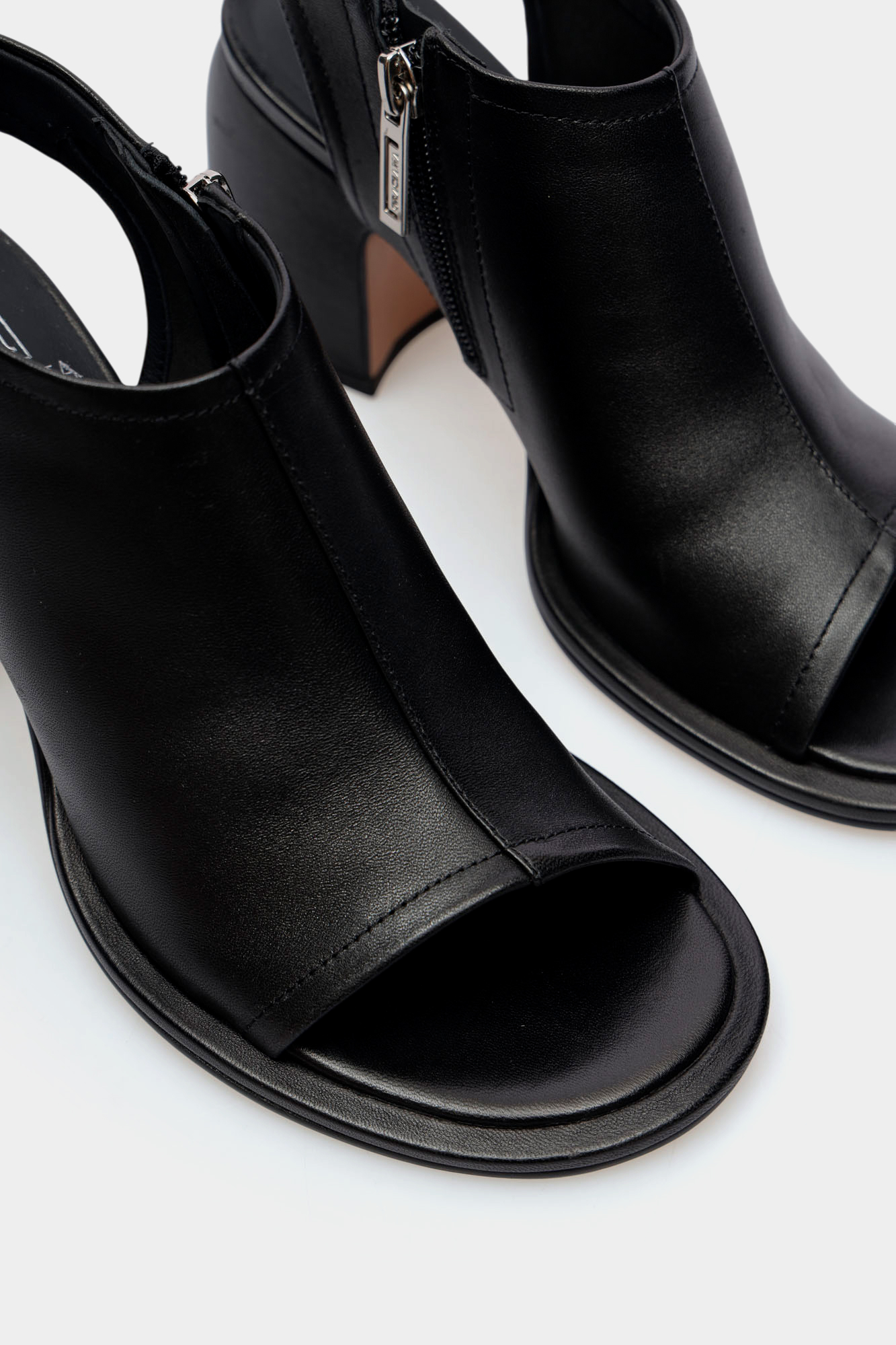 1322-5 Туфли Graciana Черный