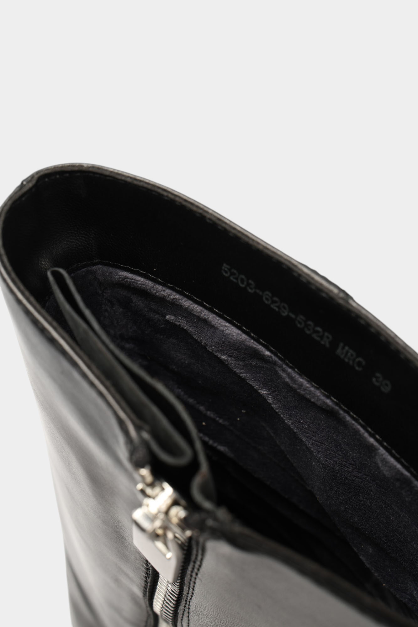 5203-629-5 Ботинки Marc Cony Черный