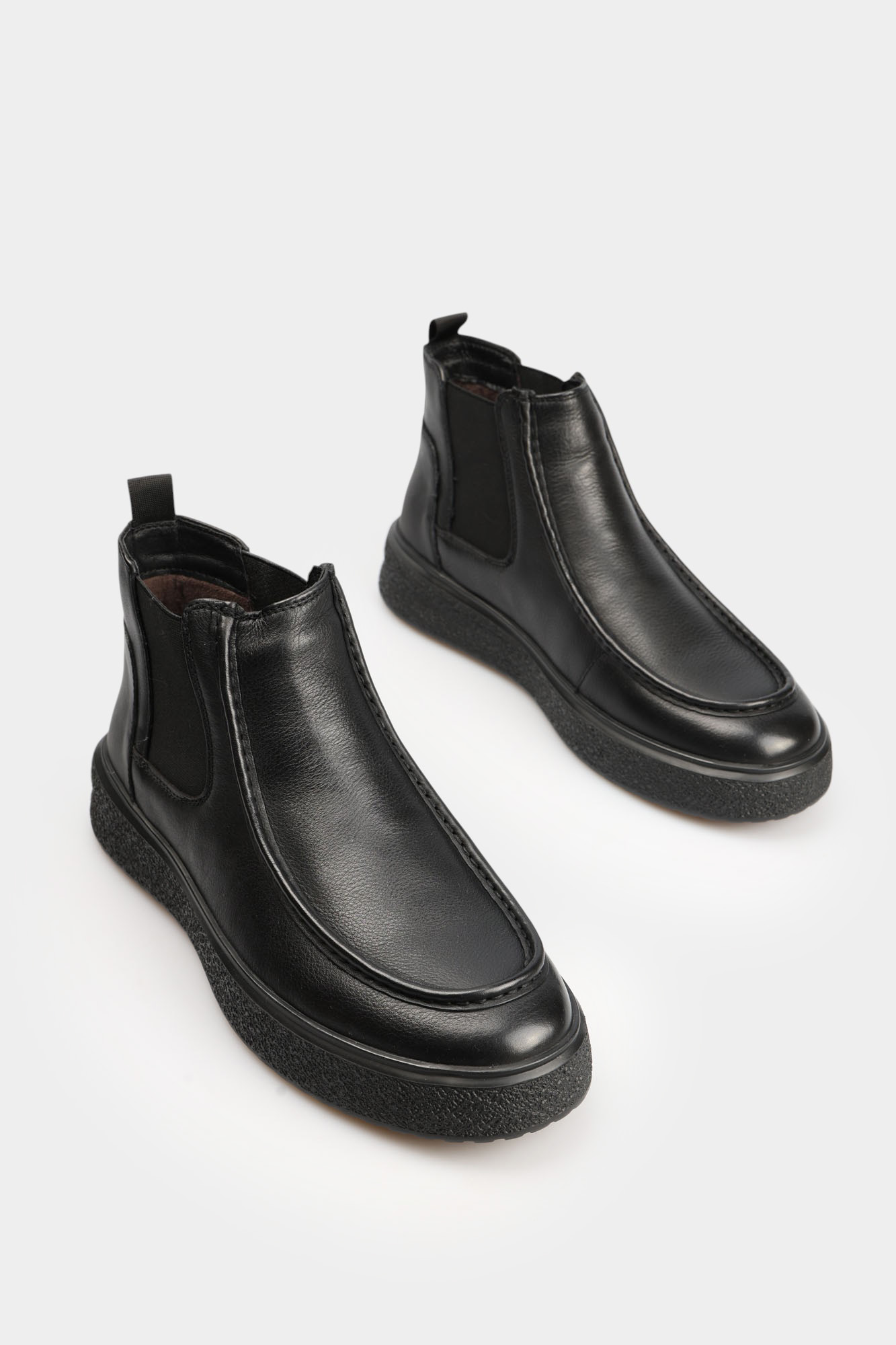 MCM275_02KB-BL Челси Marc Cony Черный