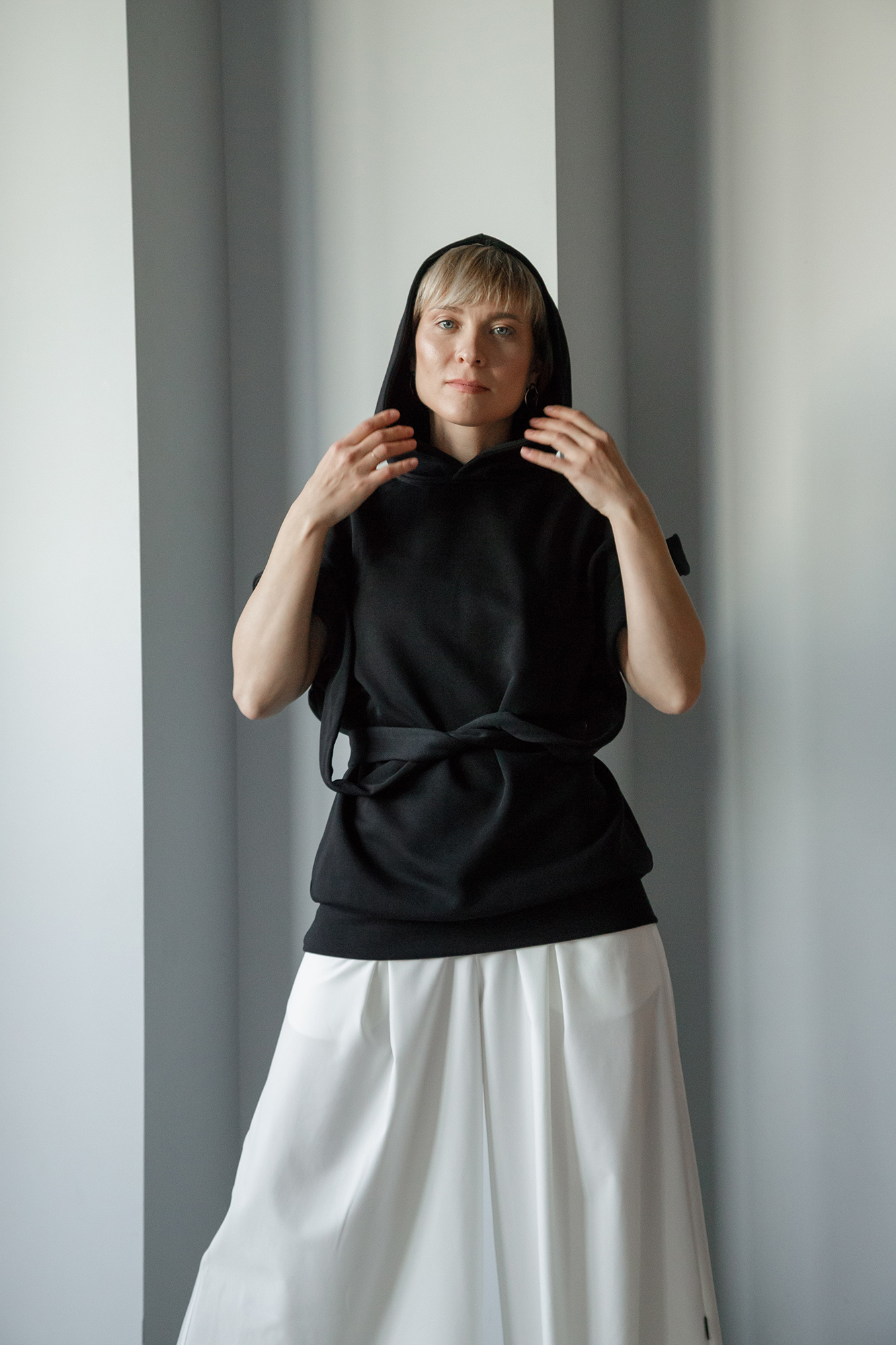 W-212-20-3282 худи the hills 