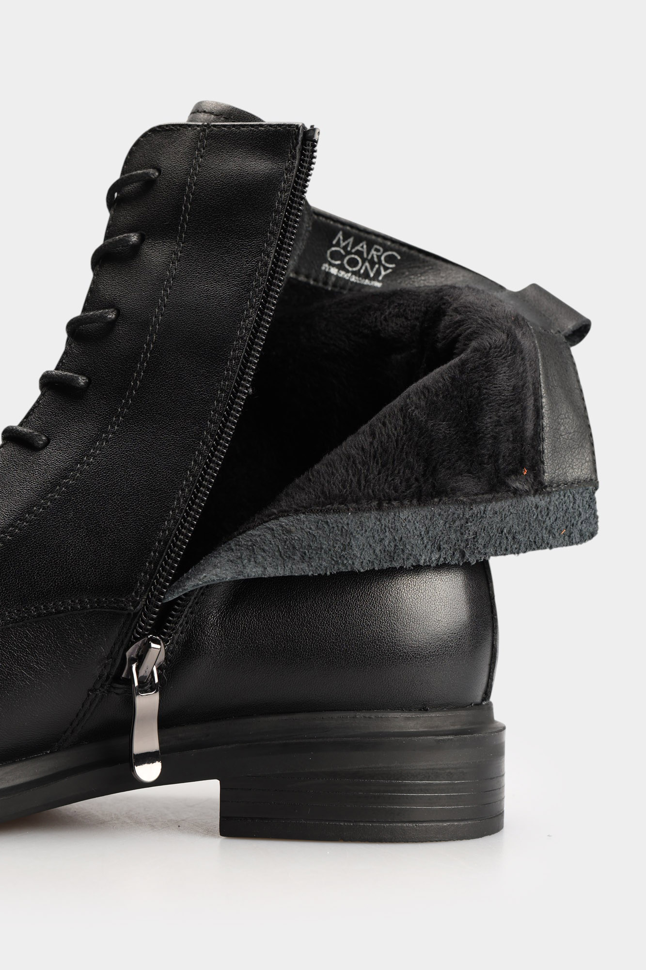MC21860-WT Ботинки Marc Cony Черный