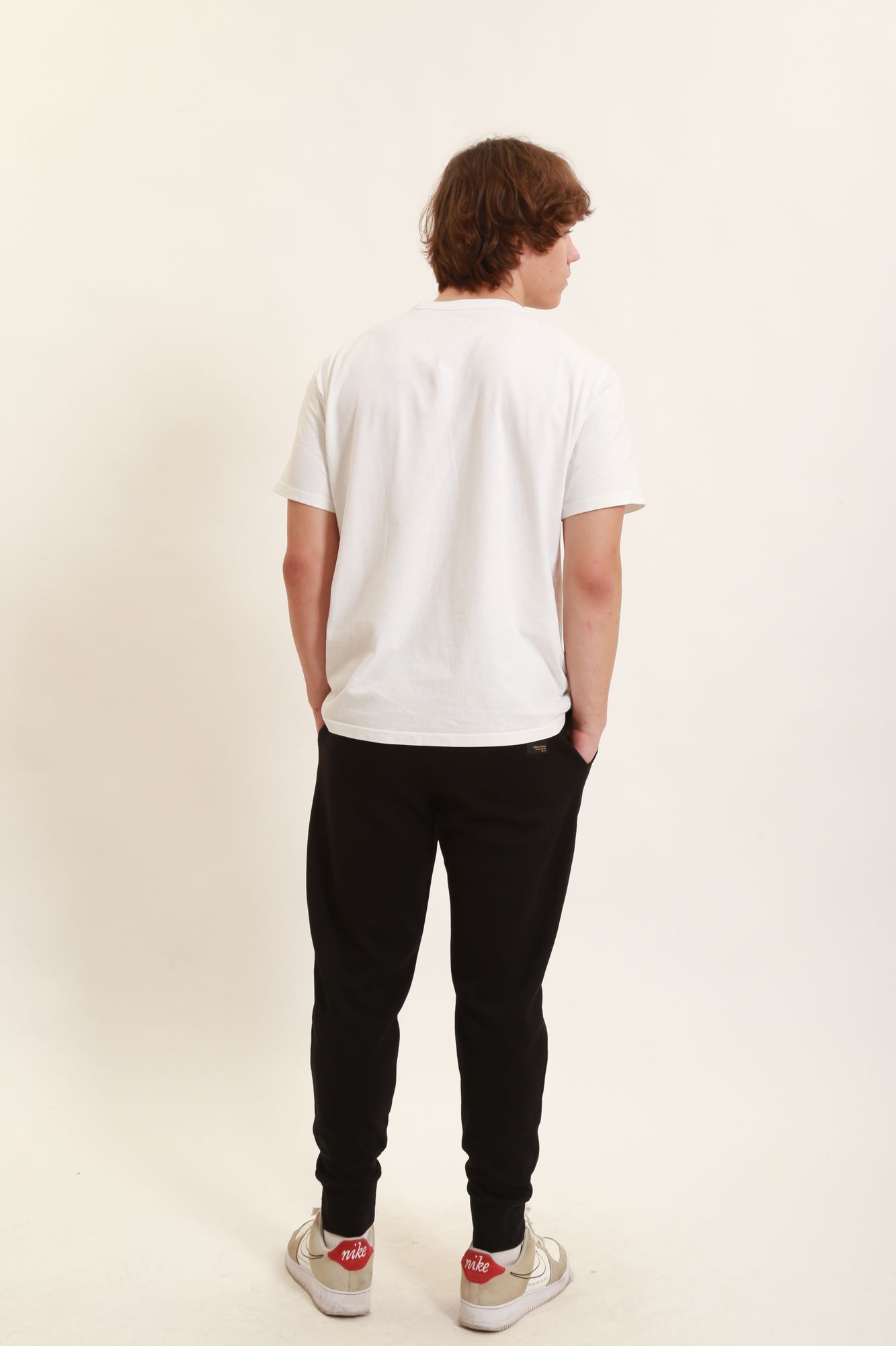 6KZPDA_ZJ6PZ Брюки спортивные джоггеры Armani Exchange Черный