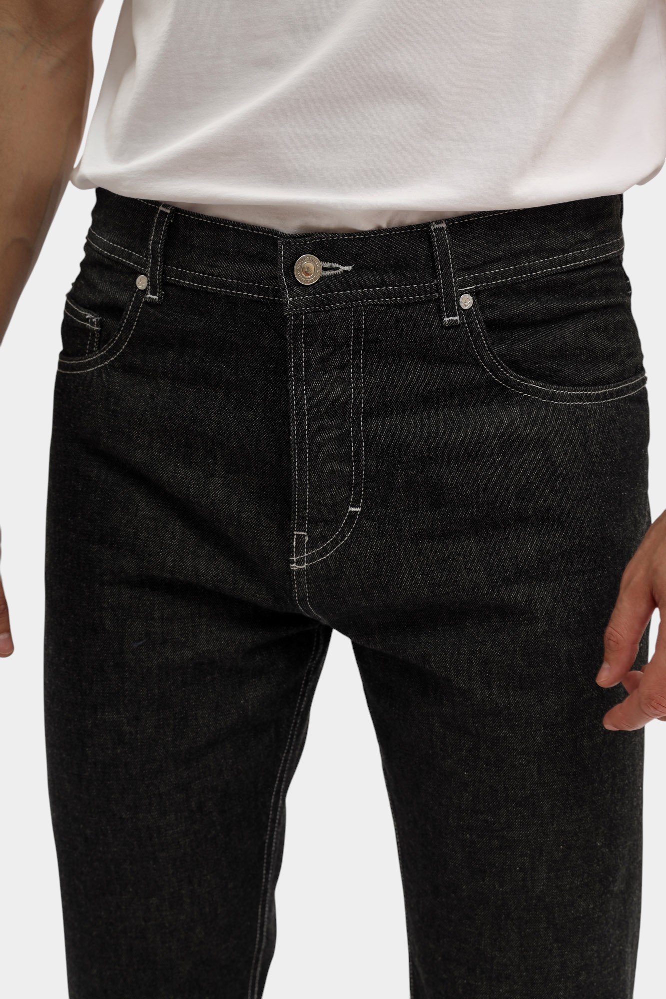 553864_265804 Джинсы Karl Lagerfeld Черный