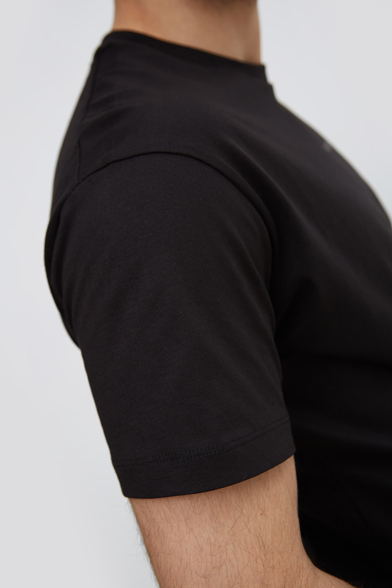 VM-231-22-029 Футболка Van Mich Черный