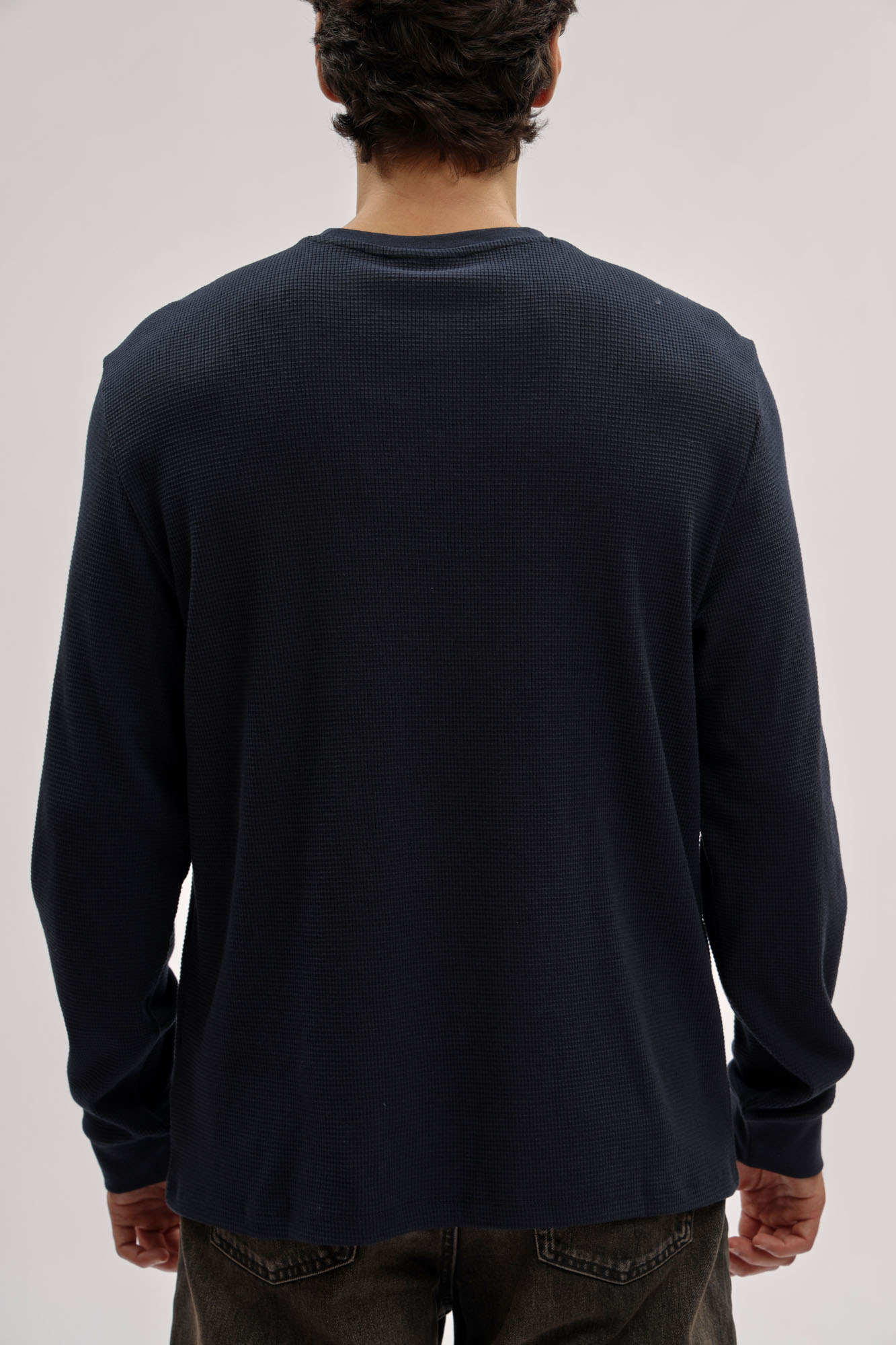 LV040EM217 Лонгслив Calvin Klein Jeans