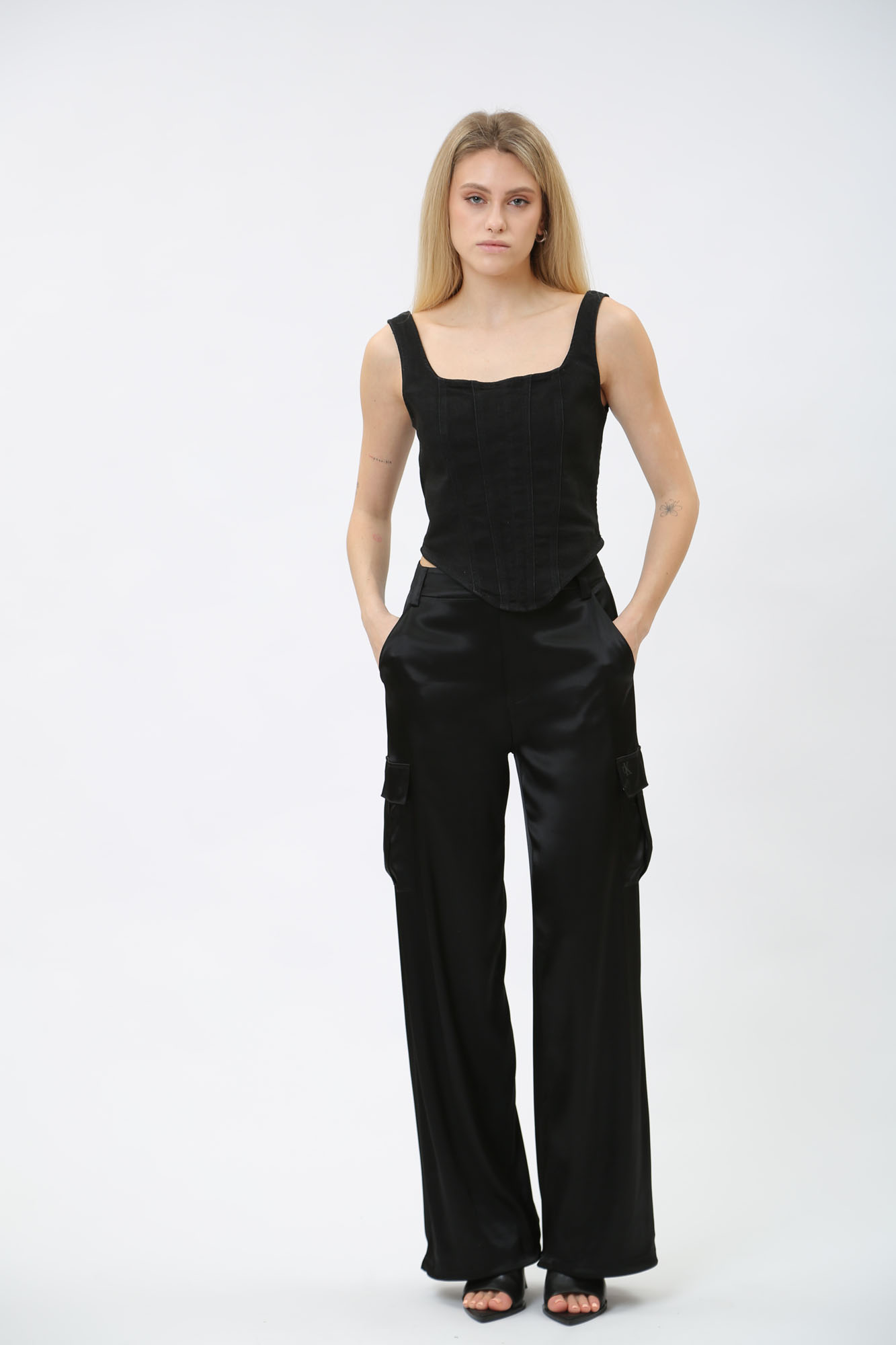 J20J222669 брюки calvin klein jeans 