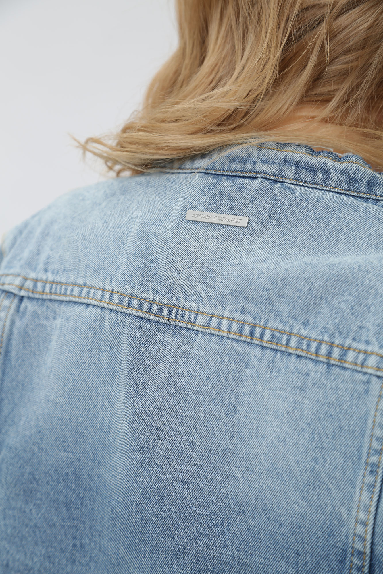 3DYB60_Y14BZ куртка джинсовая armani exchange 