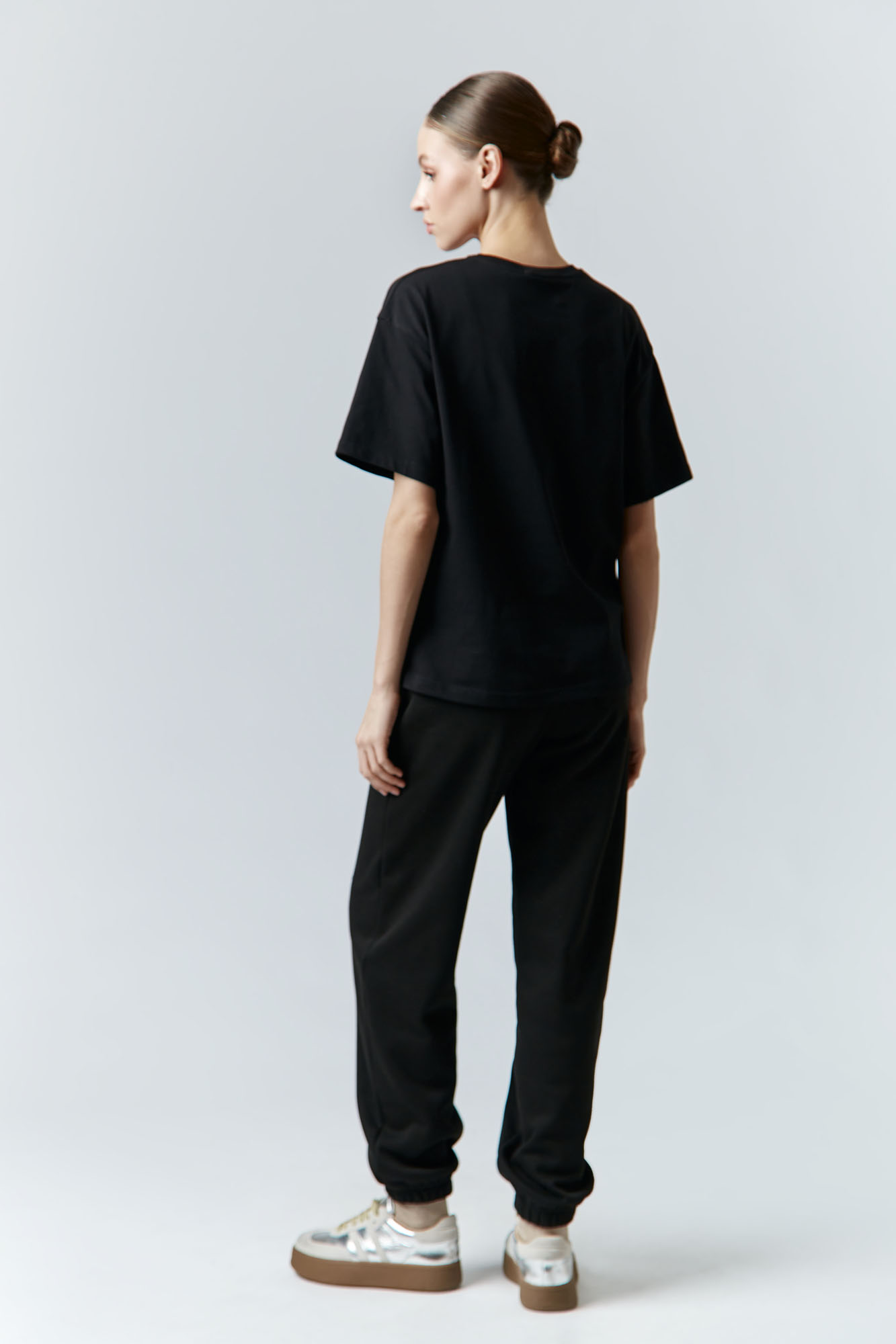 W-242-P-43-0036 футболка the hills 