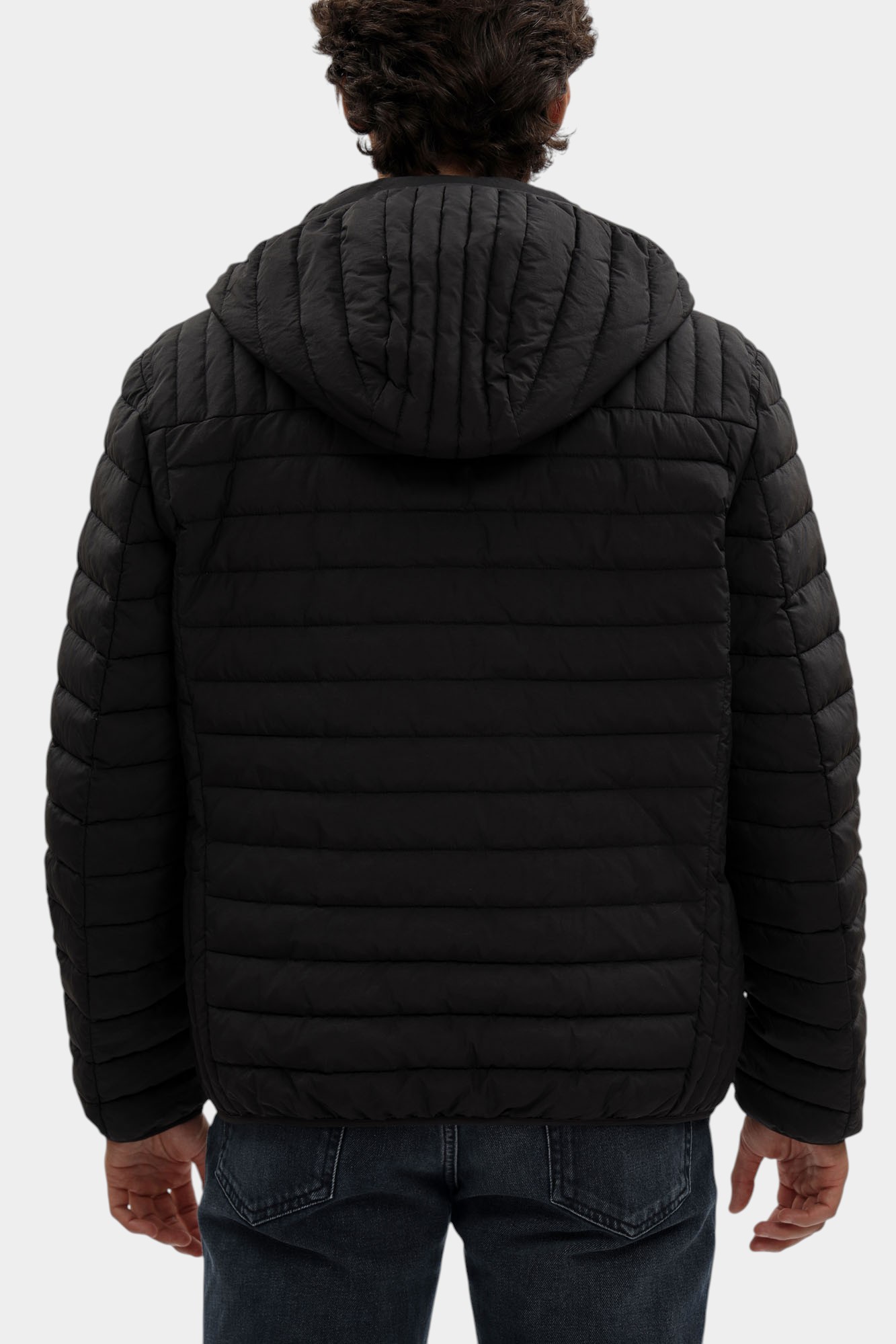 F004M000009N-MO801N10-08YR Куртка Trussardi Черный