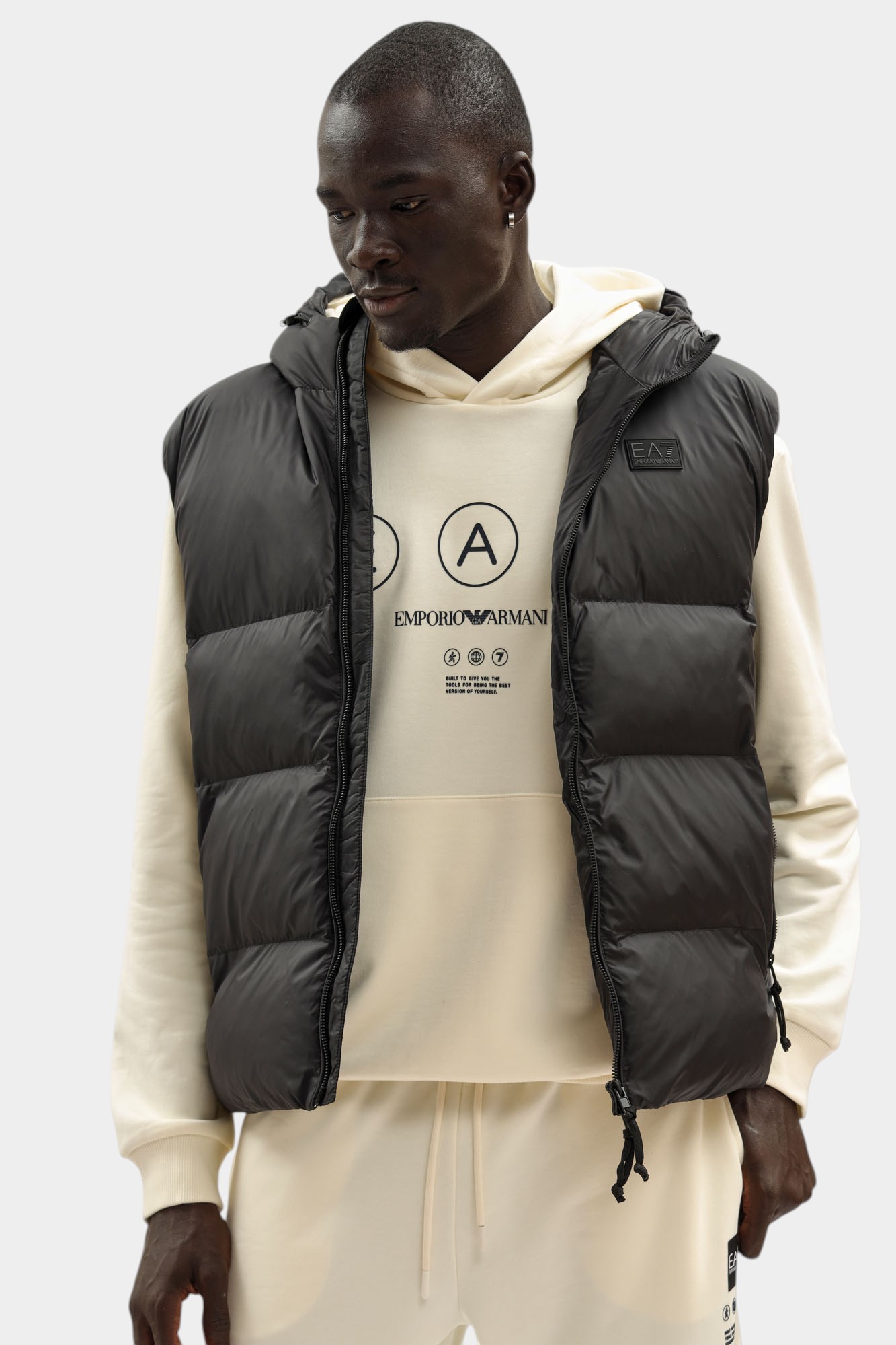 7M000693_AF15956 Жилет EA7 Черный