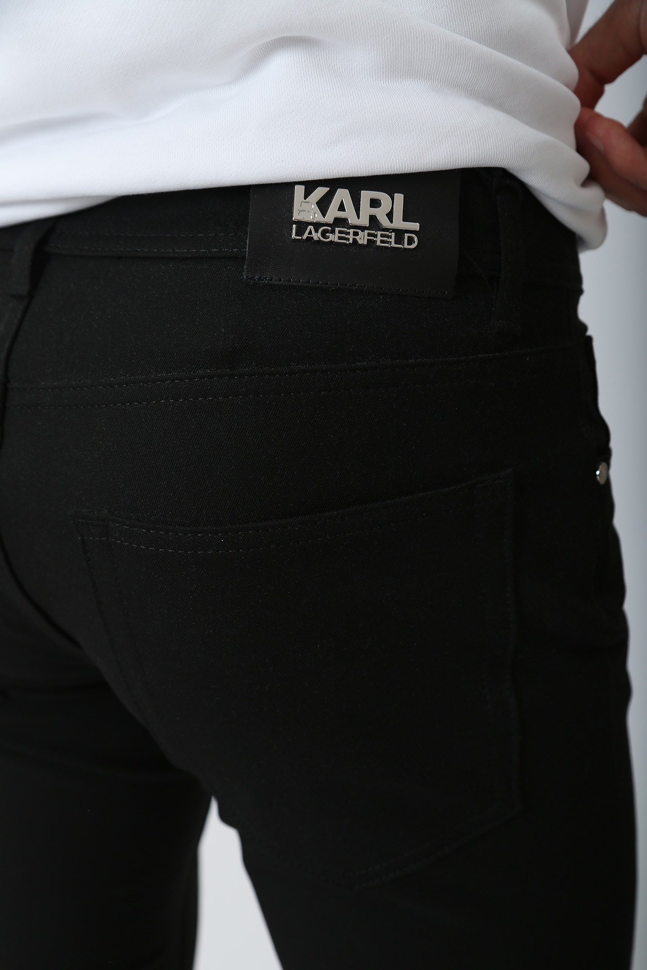 524815_265840 Джинсы Karl Lagerfeld Черный