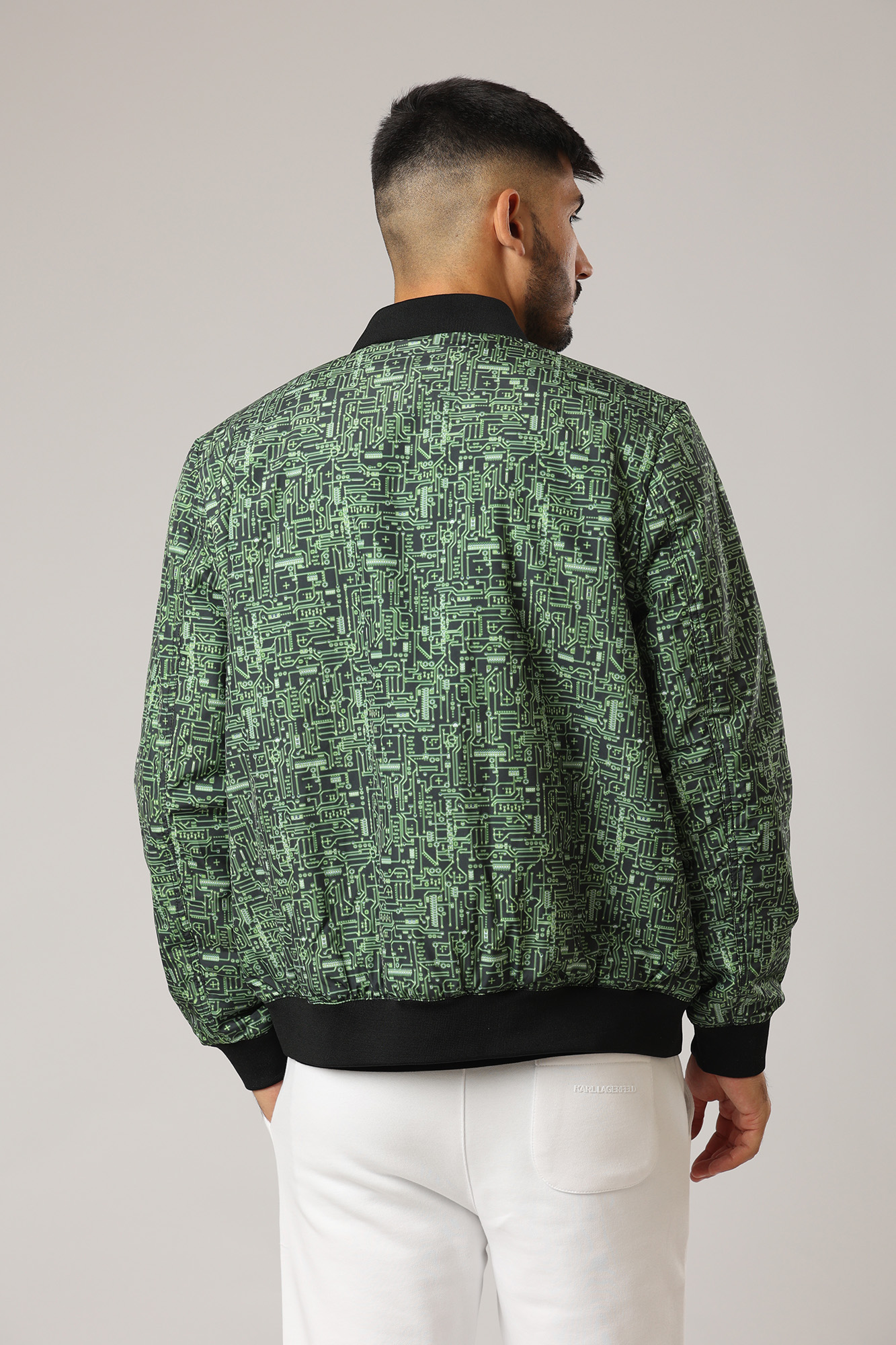 523512_505082 Куртка бомбер Karl Lagerfeld Черный