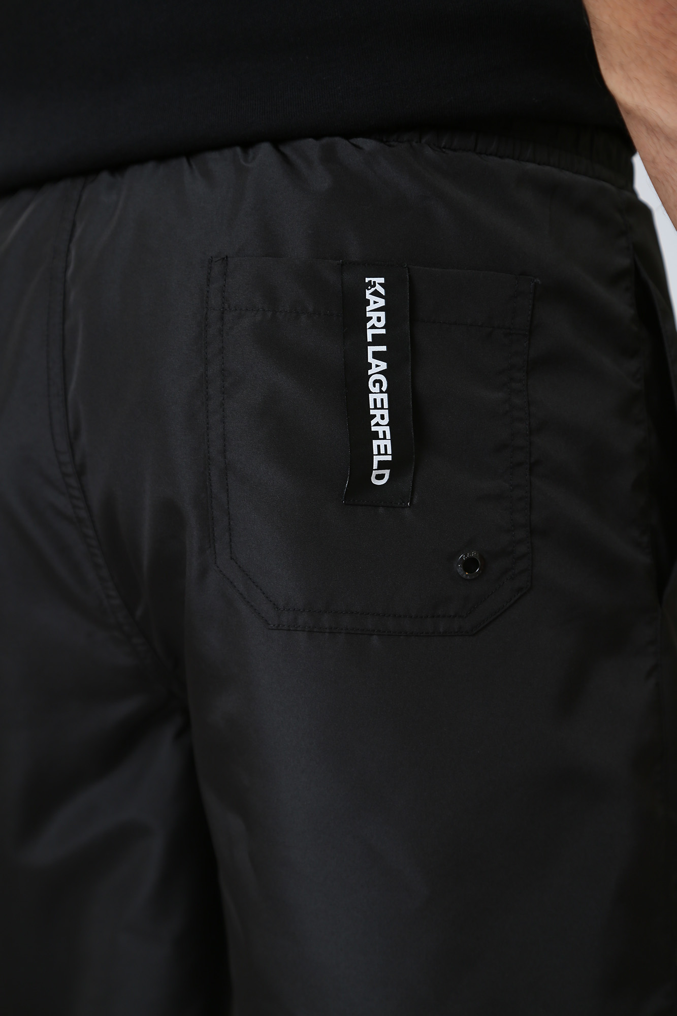 231M2209 Шорты плавательные Karl Lagerfeld Черный