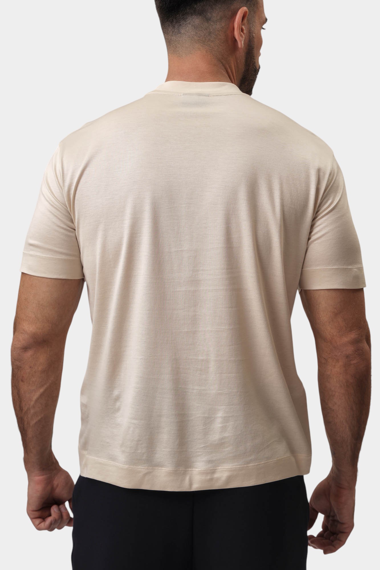 EM001033_AF10017 Футболка Emporio Armani Бежевый