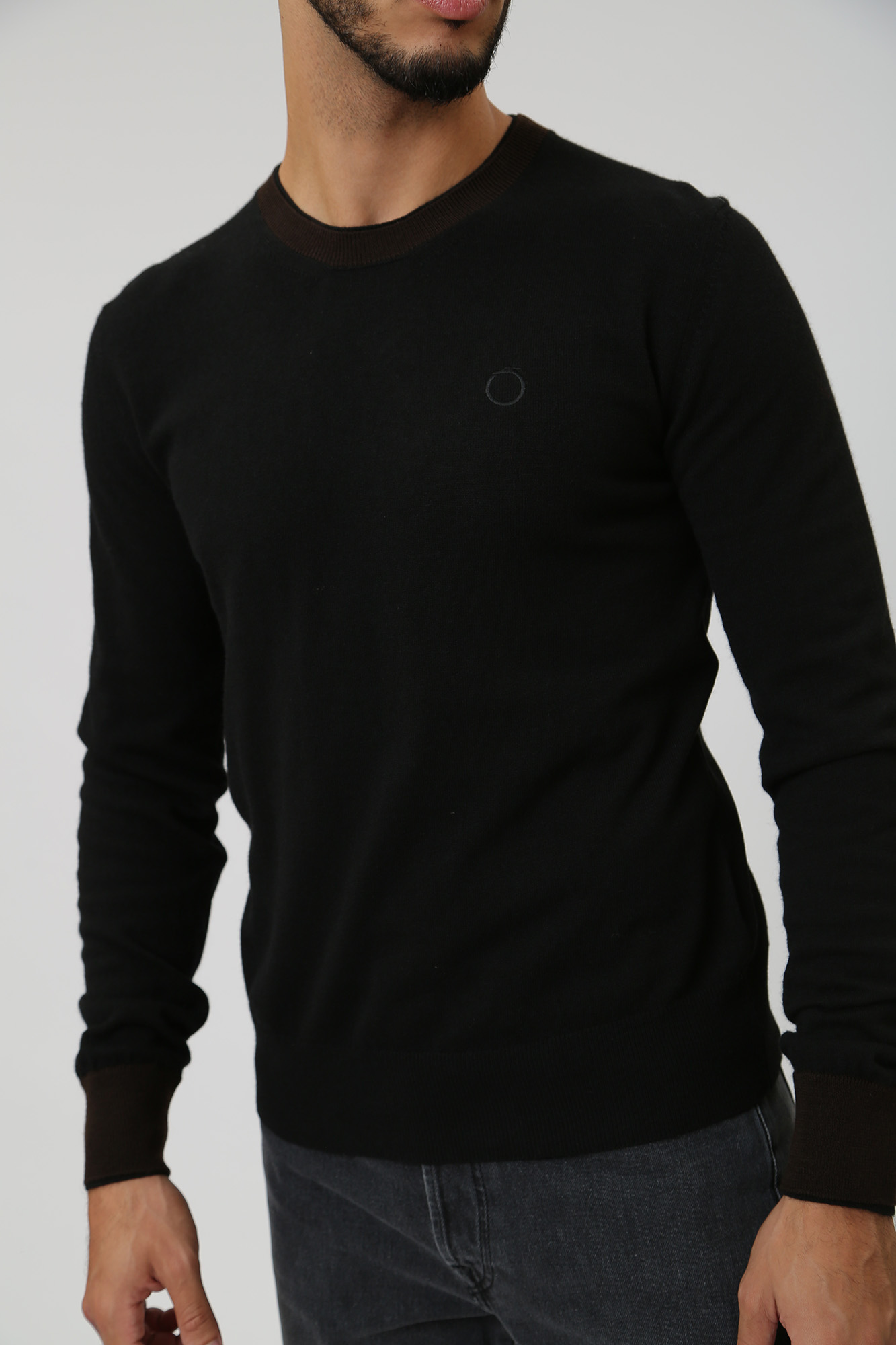 52M00734-0F000701 Джемпер Trussardi Черный