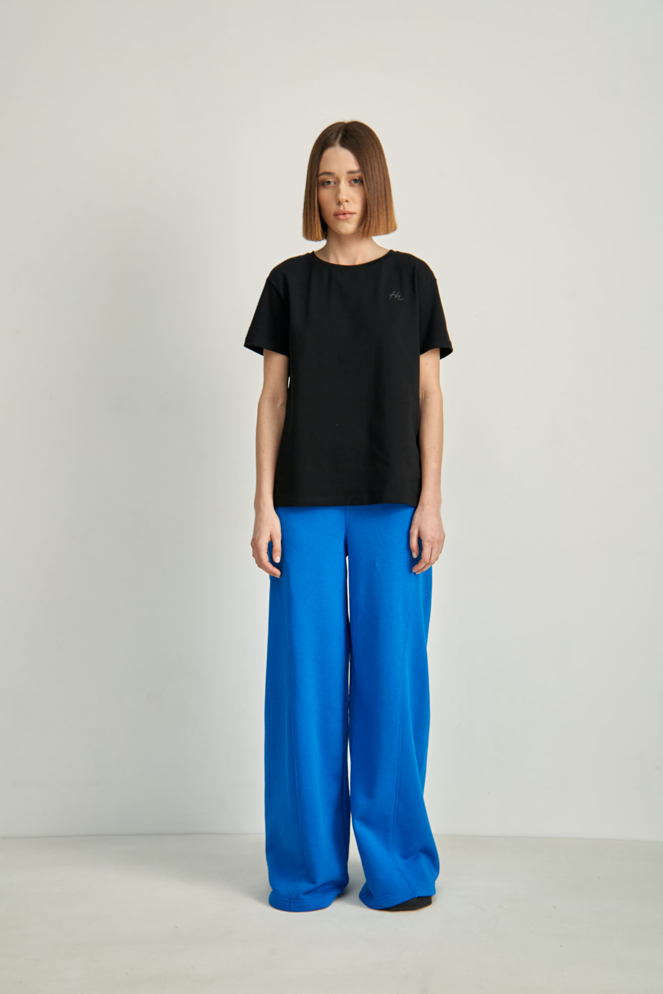 W-241-P-22-0092 футболка the hills 