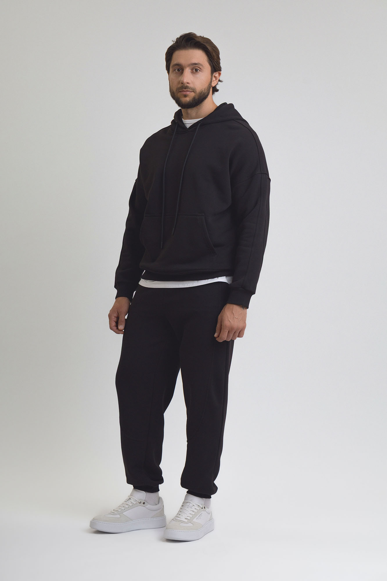 M-252-P-20-0601 Худи The Hills Черный