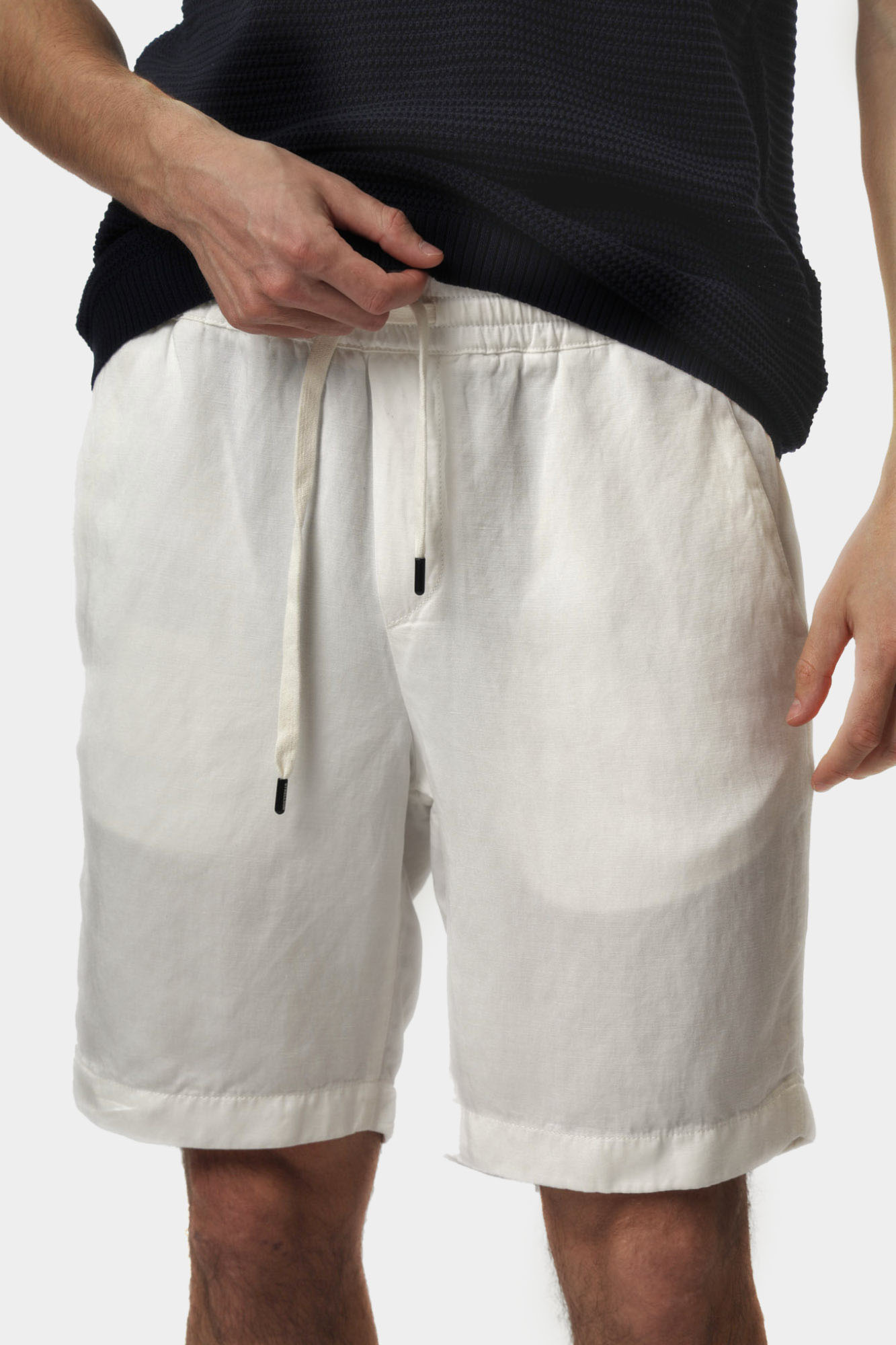 30046804_10015385 Шорты Strellson Белый